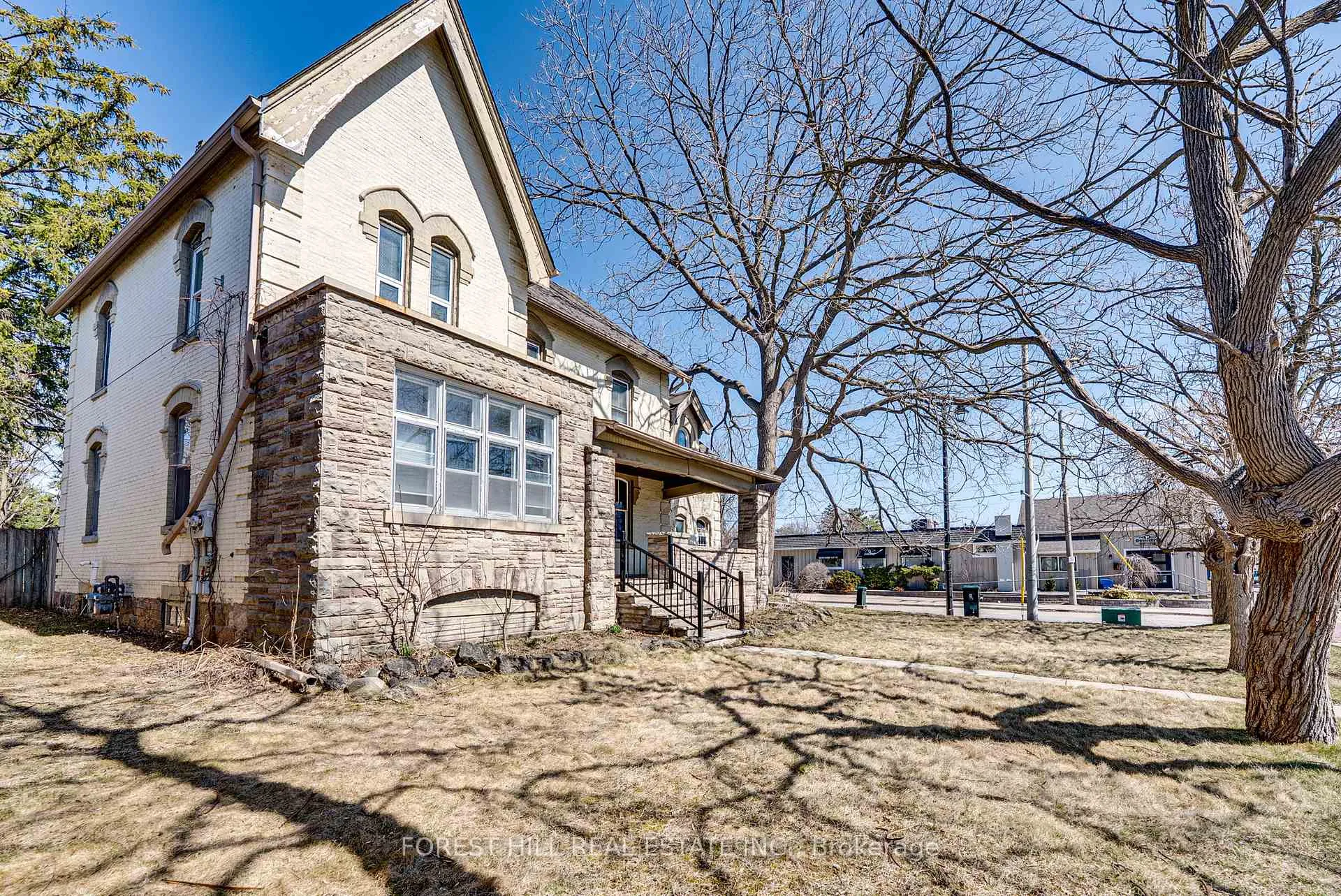 Photo 2 of 72 Old Kingston Road, Ajax, Central West — HOMEH