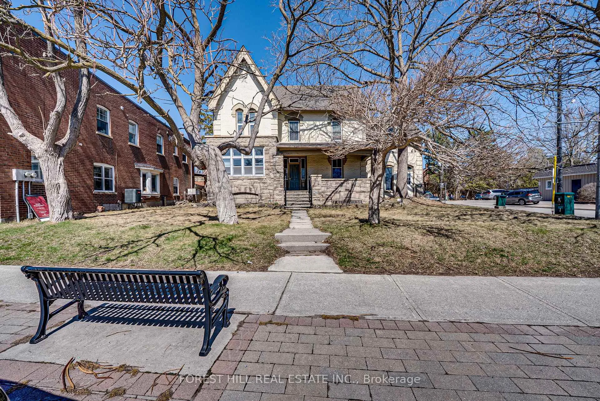 Photo 3 of 72 Old Kingston Road, Ajax, Central West — HOMEH