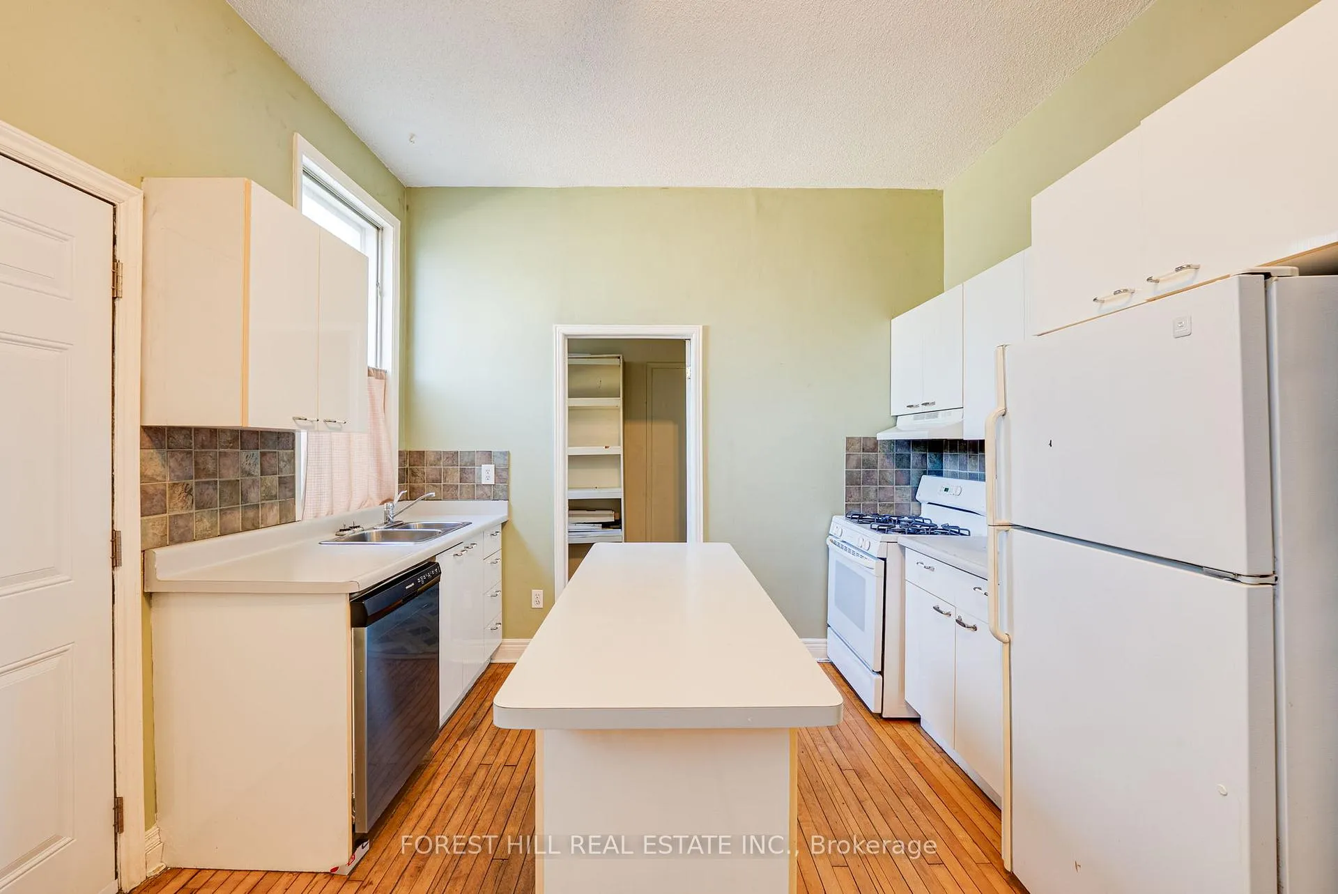 Photo 18 of 72 Old Kingston Road, Ajax, Central West — HOMEH