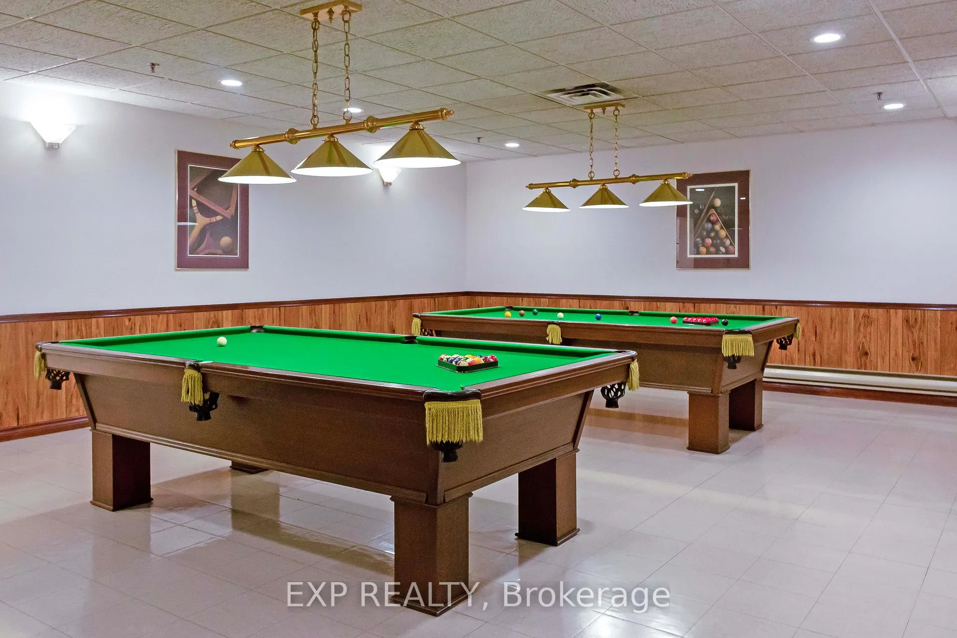 Photo 11 of Unit 204, 495 Highway 8, Hamilton, Stoney Creek — HOMEH