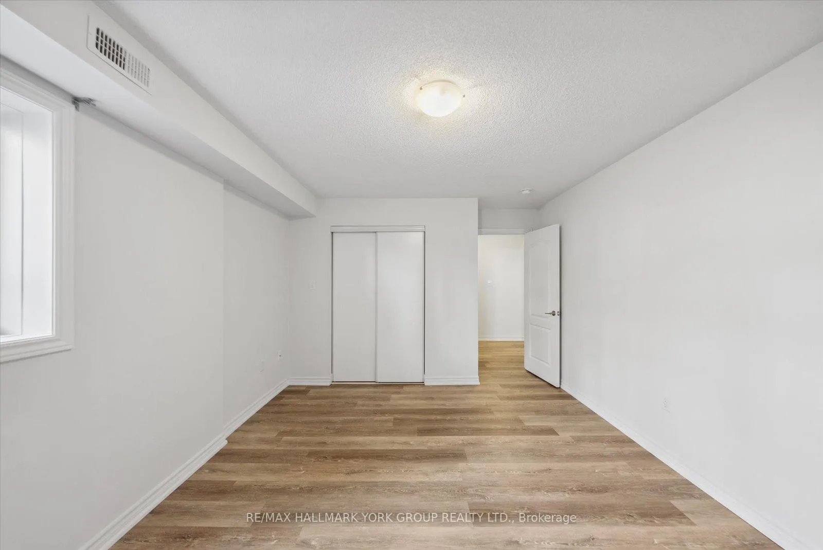 Photo 13 of Unit 8, 27 Madelaine Drive, Barrie, Painswick South — HOMEH