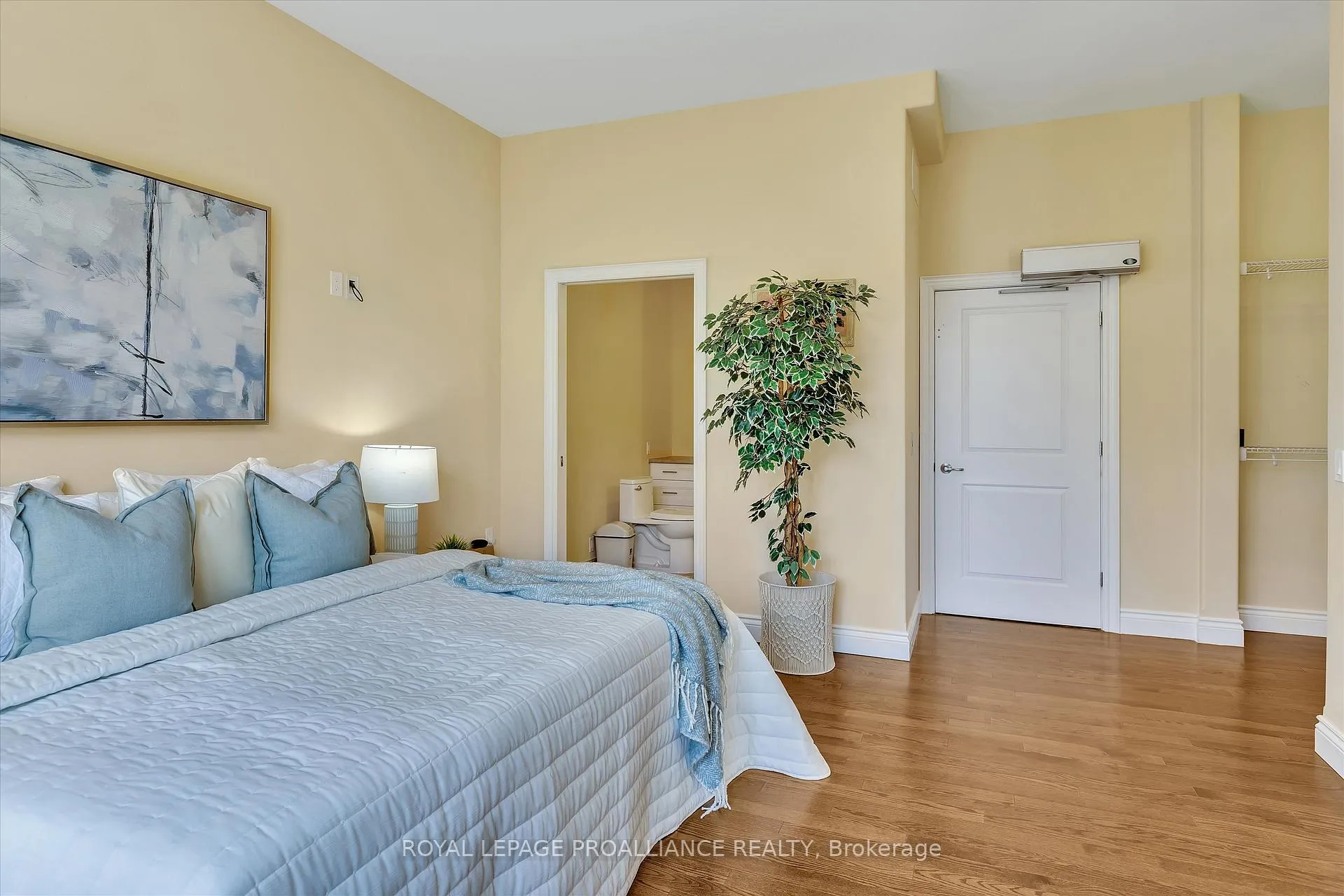 Photo 17 of 23 Brinton Drive, Peterborough, Otonabee Ward 1 — HOMEH