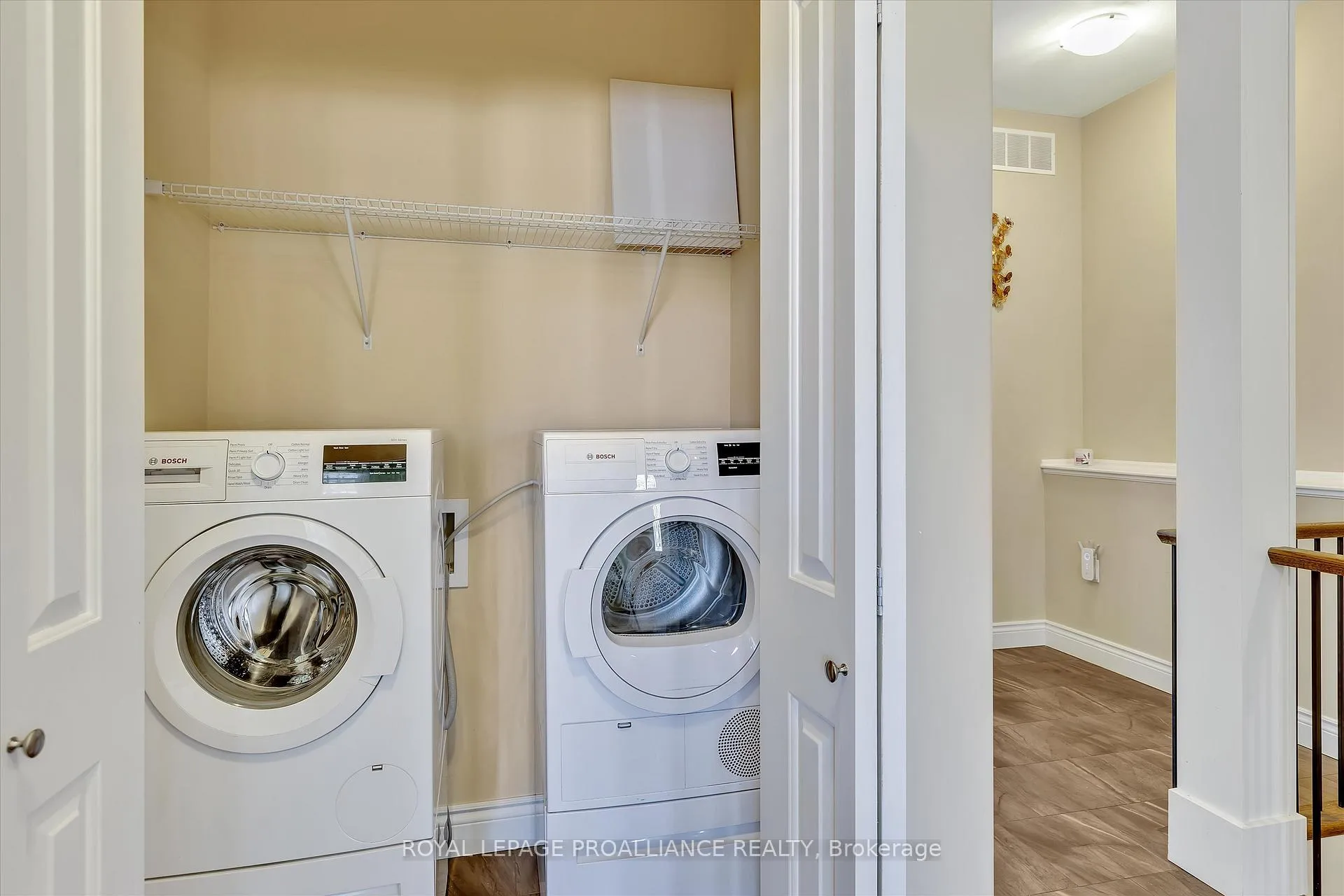 Photo 26 of 23 Brinton Drive, Peterborough, Otonabee Ward 1 — HOMEH