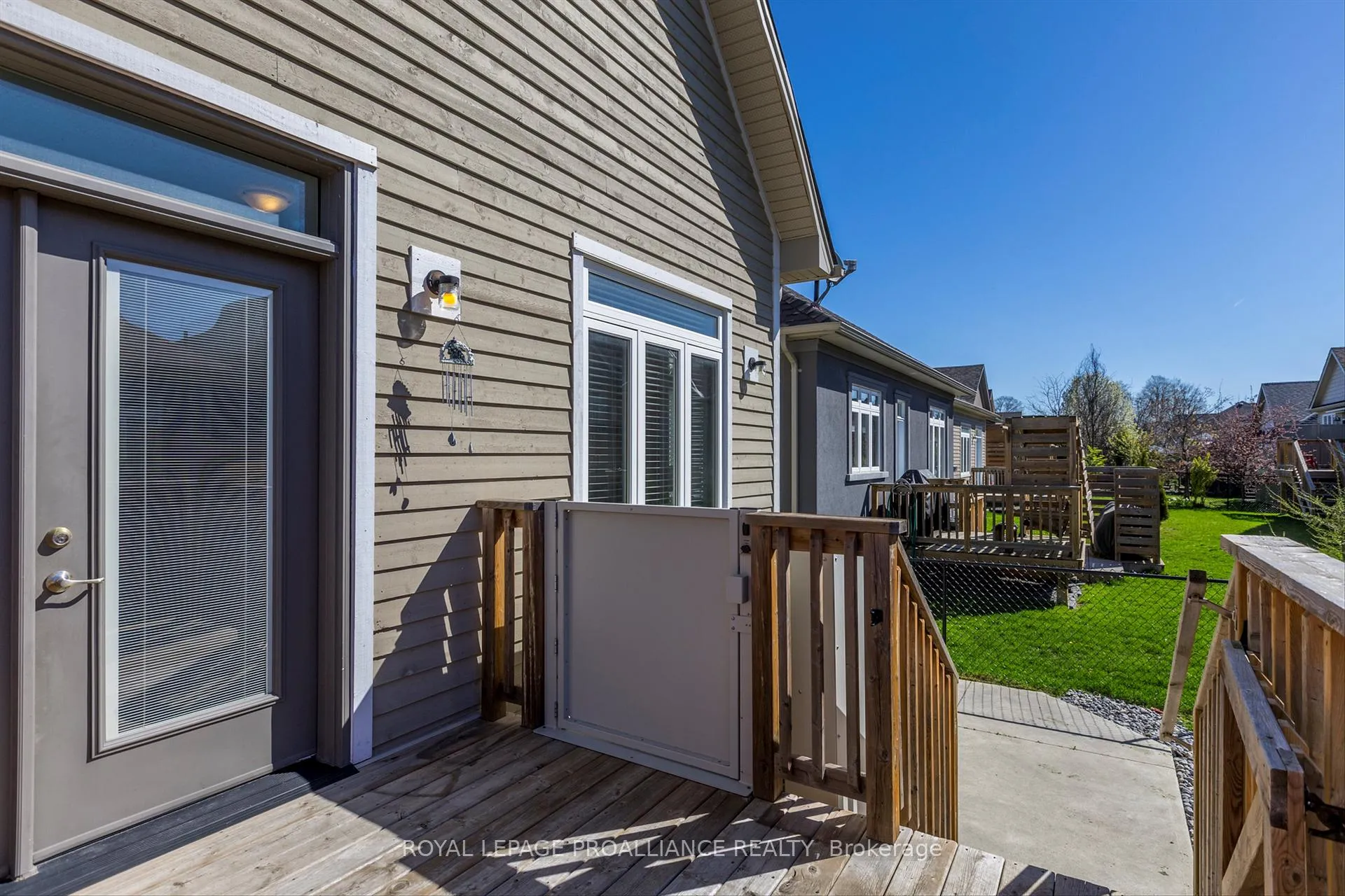 Photo 37 of 23 Brinton Drive, Peterborough, Otonabee Ward 1 — HOMEH