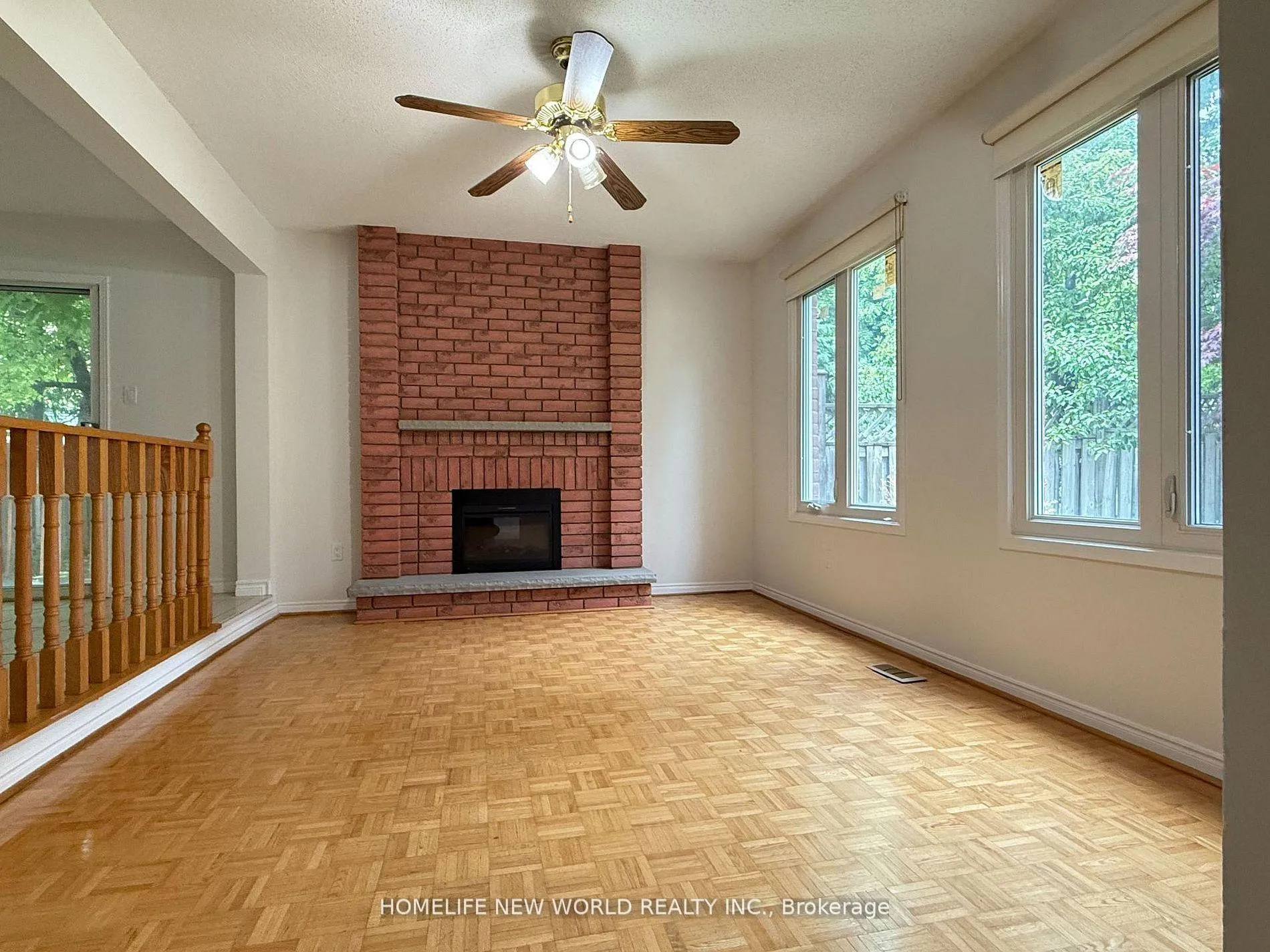 Photo 6 of 106 Morrison Crescent, Markham, Buttonville — HOMEH