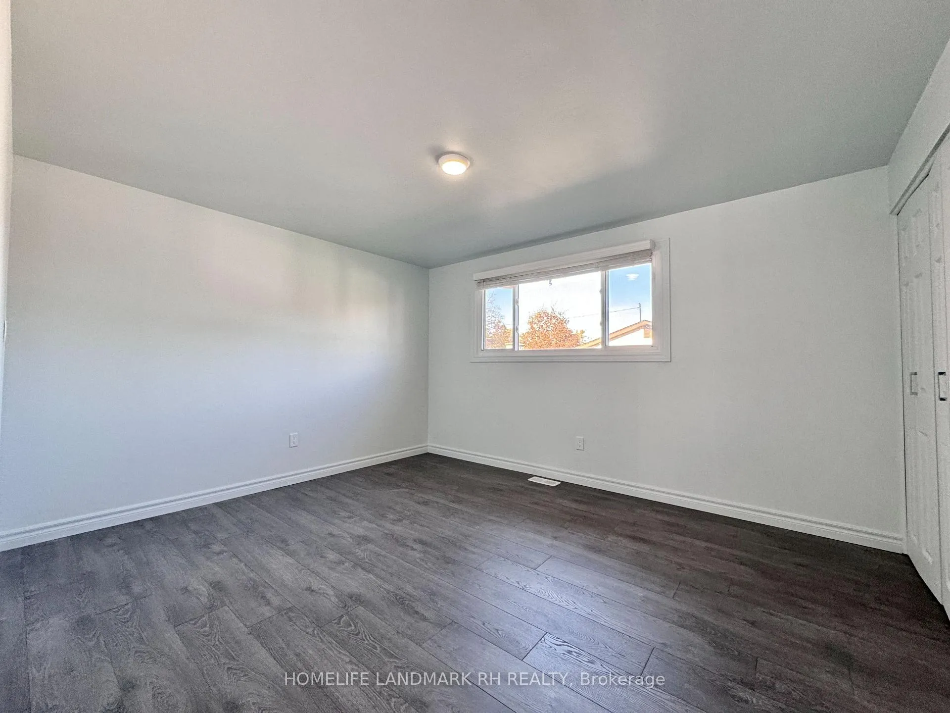 Photo 7 of 3 Lilacside Drive, Hamilton, Thorner — HOMEH