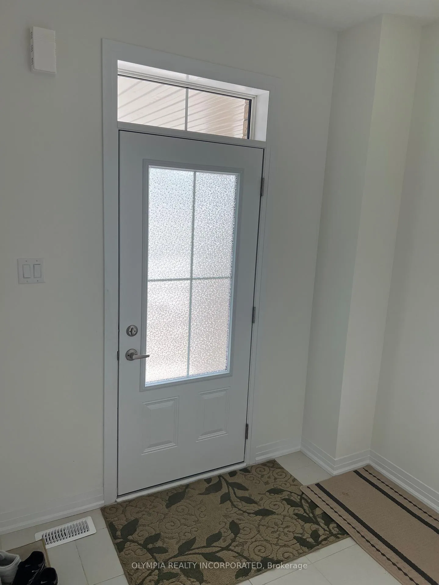 Photo 3 of 21 McMillan Place, Welland, Hwy 406/Welland — HOMEH