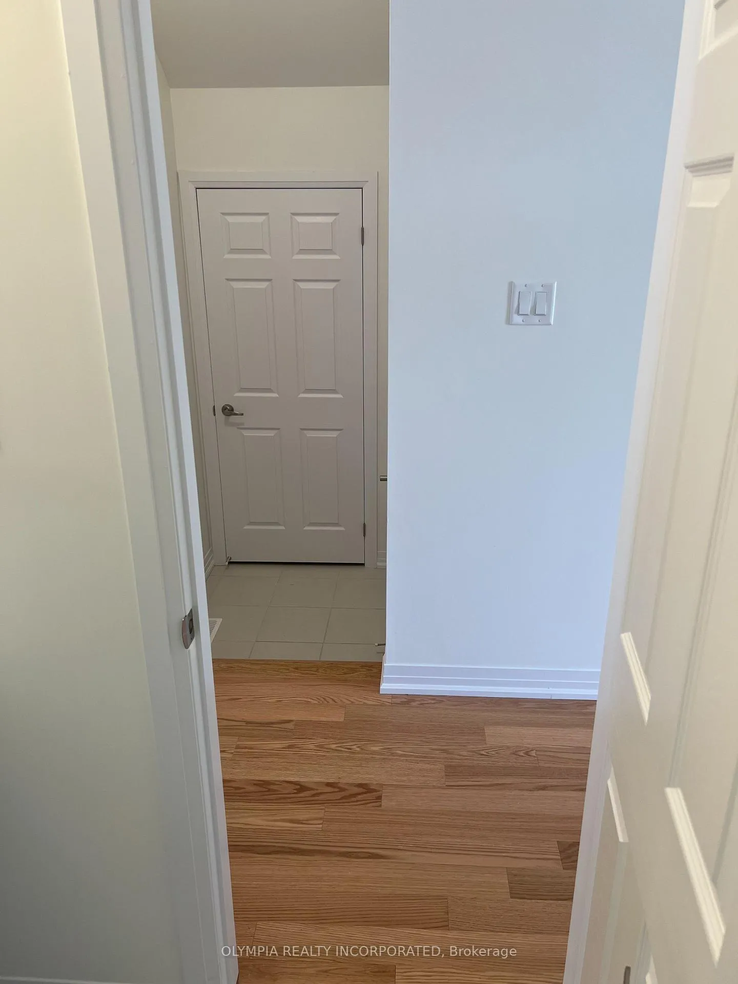 Photo 9 of 21 McMillan Place, Welland, Hwy 406/Welland — HOMEH