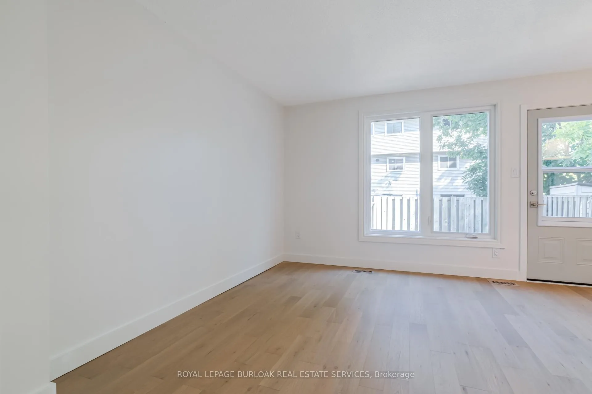 Photo 7 of Unit 6, 1396 Upper Ottawa Street, Hamilton, Quinndale — HOMEH