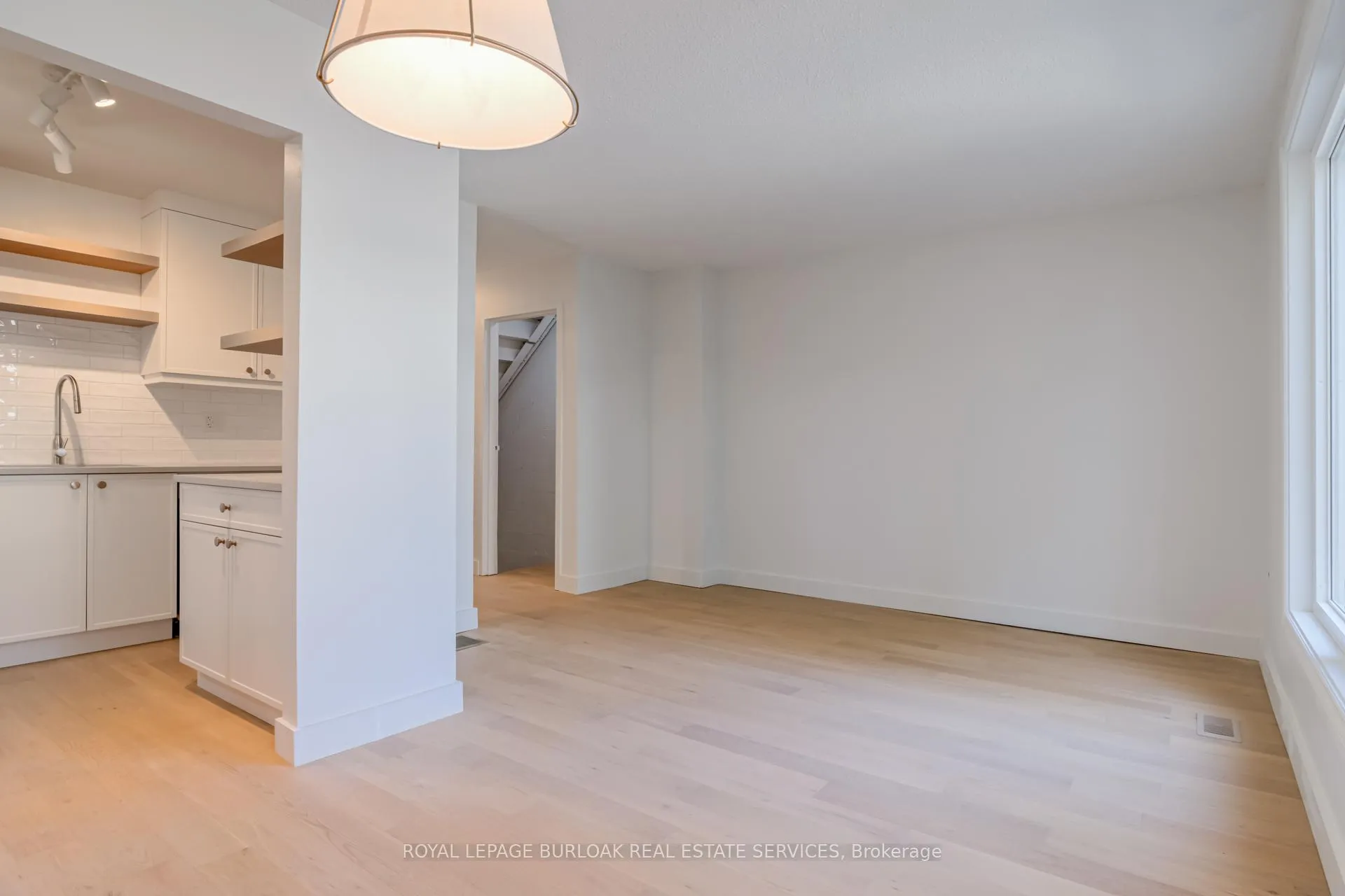 Photo 10 of Unit 6, 1396 Upper Ottawa Street, Hamilton, Quinndale — HOMEH