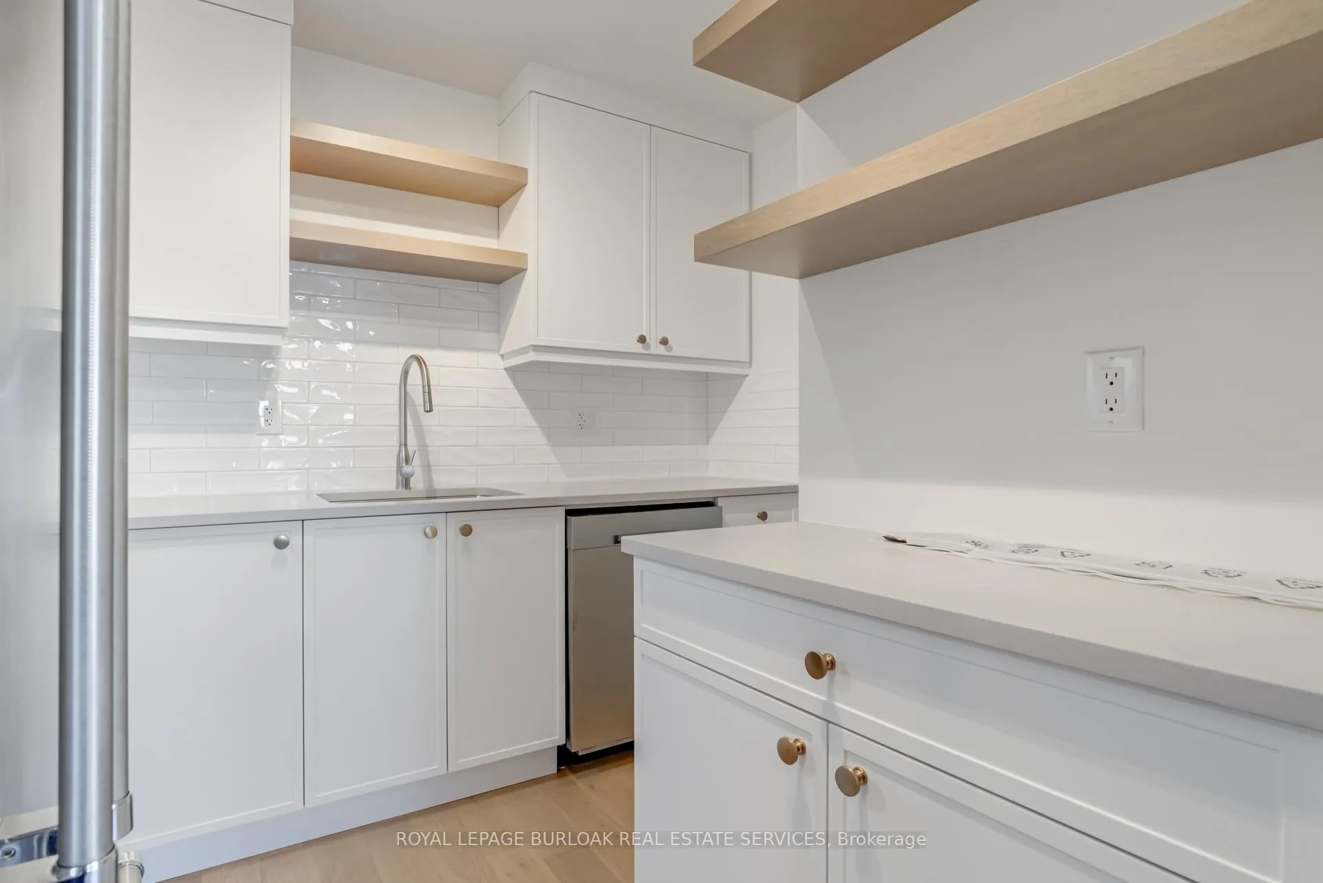 Photo 11 of Unit 6, 1396 Upper Ottawa Street, Hamilton, Quinndale — HOMEH