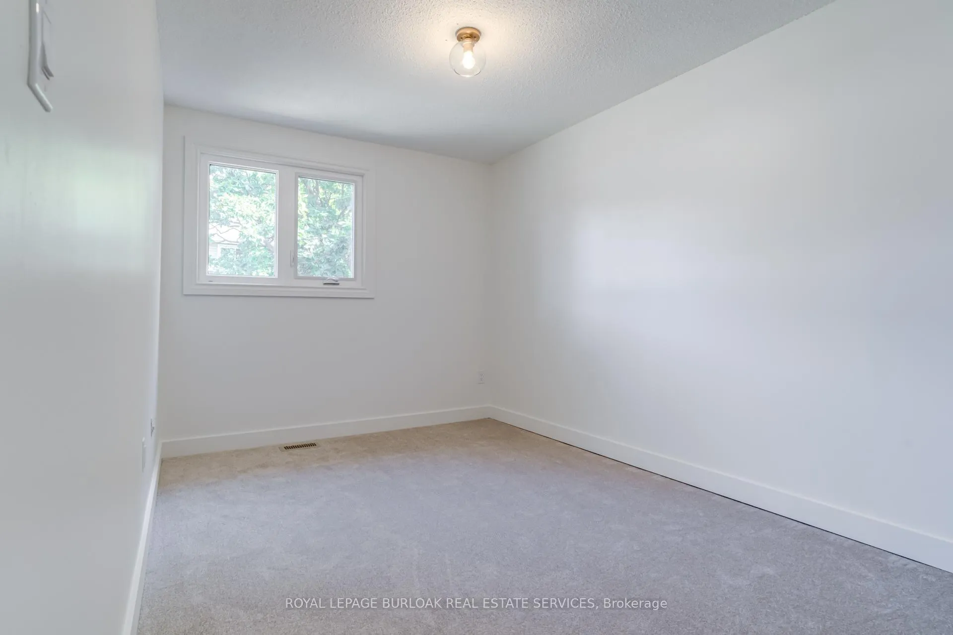 Photo 16 of Unit 6, 1396 Upper Ottawa Street, Hamilton, Quinndale — HOMEH