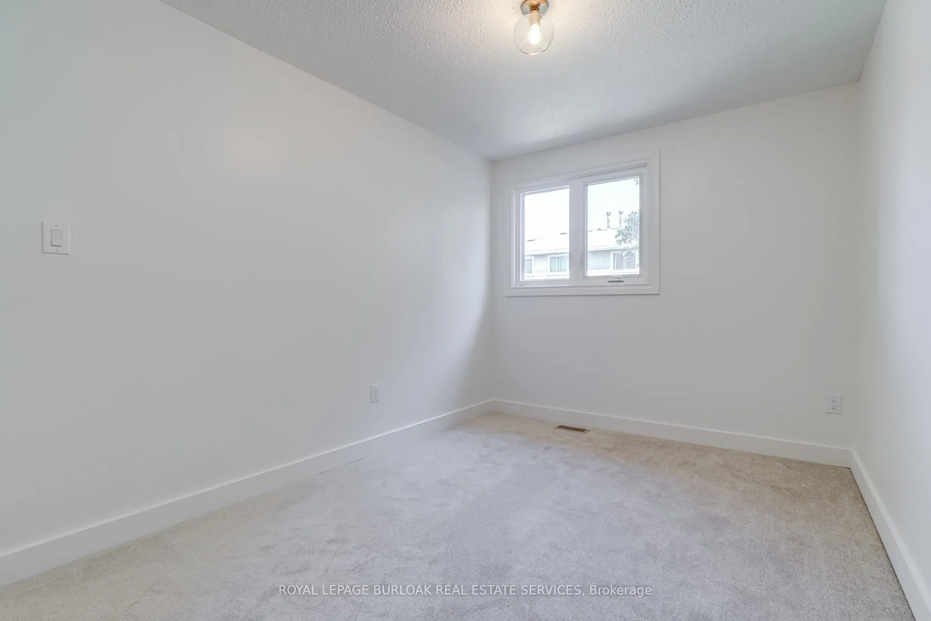 Photo 17 of Unit 6, 1396 Upper Ottawa Street, Hamilton, Quinndale — HOMEH