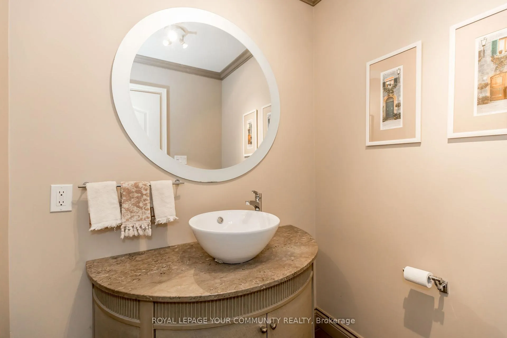 Photo 5 of 668 Brush Grove, Aurora, Aurora Estates — HOMEH