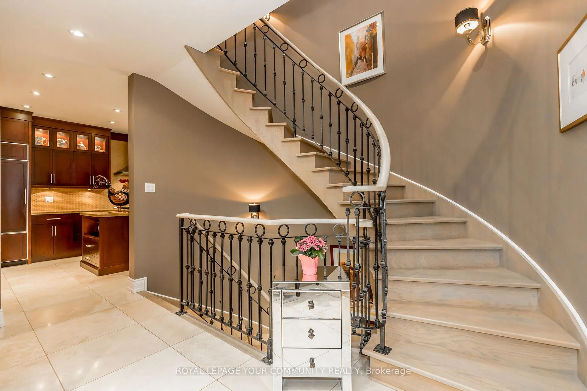Photo 6 of 668 Brush Grove, Aurora, Aurora Estates — HOMEH