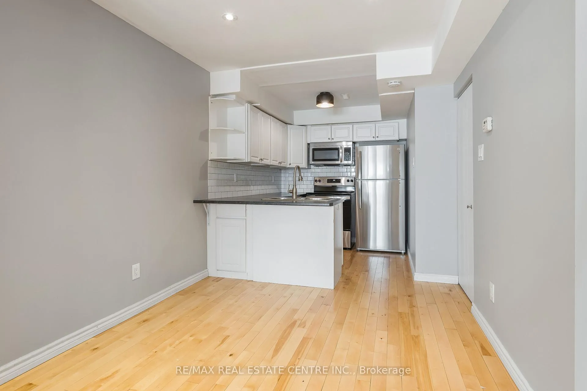 Photo 16 of 19A Wylie Circle, Halton Hills, Georgetown — HOMEH