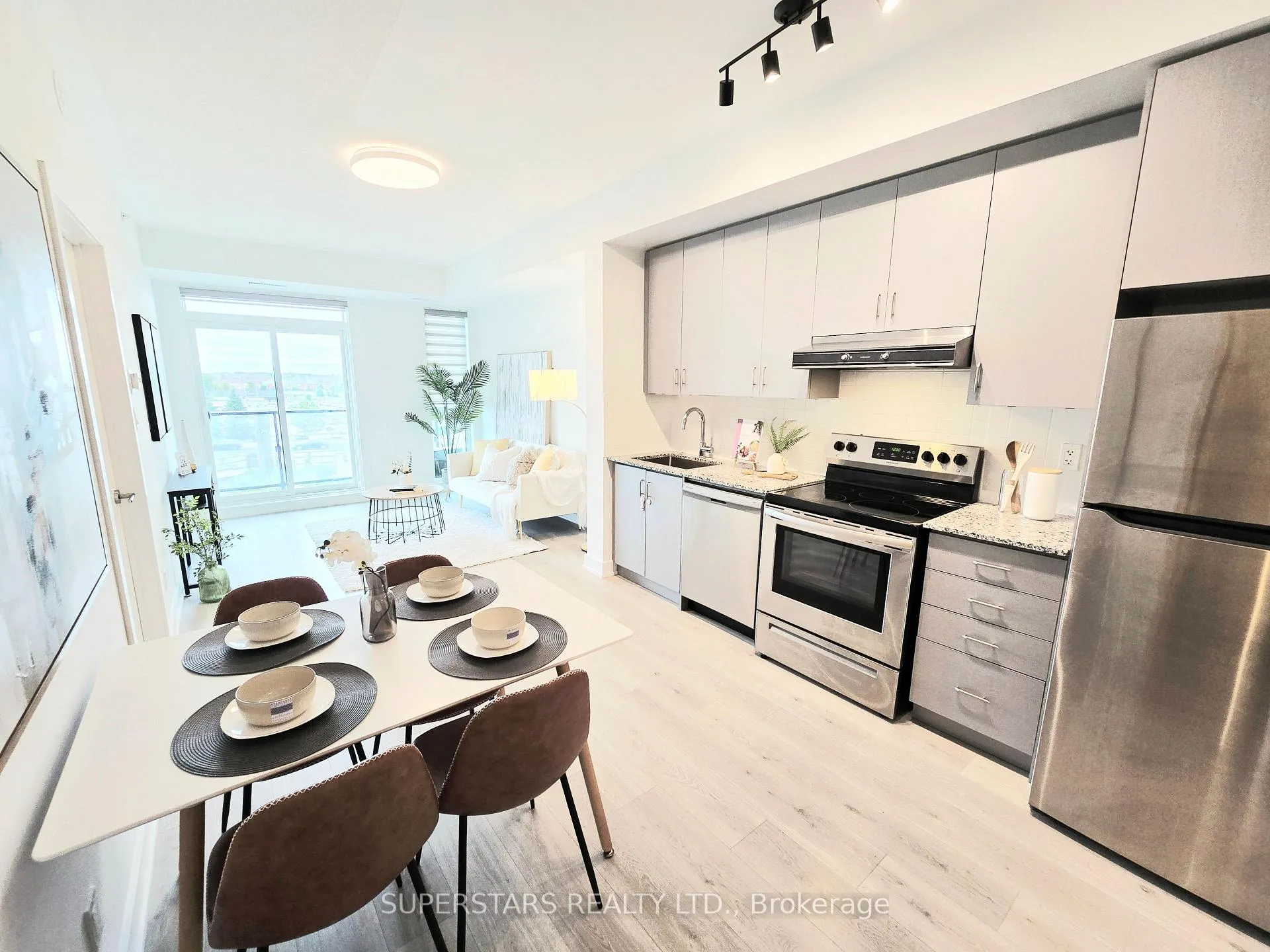 Photo 13 of Unit 305, 1709 Bur Oak Avenue, Markham, Wismer — HOMEH