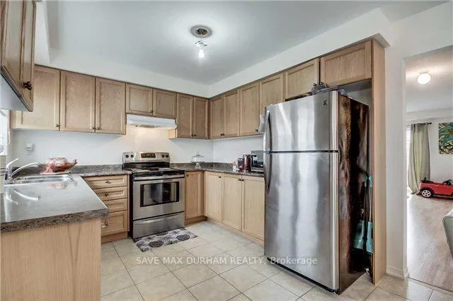 Photo 6 of 866 Audley Road N, Ajax, Central East — HOMEH
