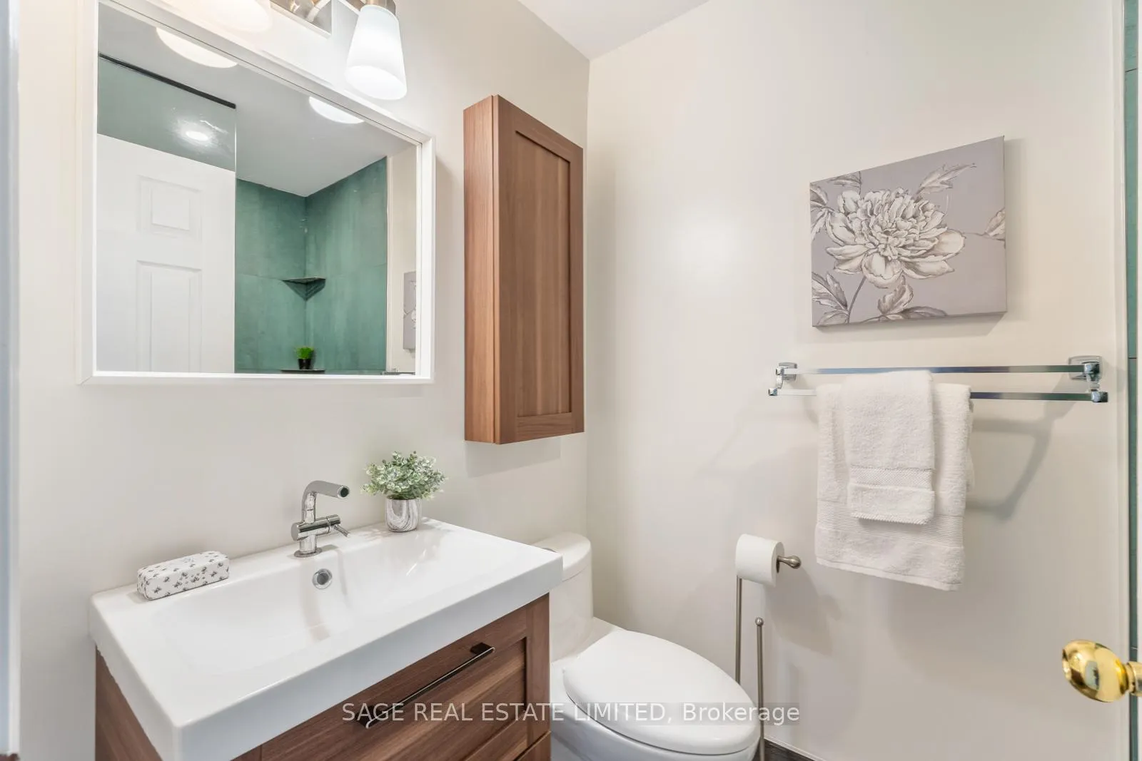 Photo 18 of 47 Natalie Place, Toronto, South Riverdale — HOMEH