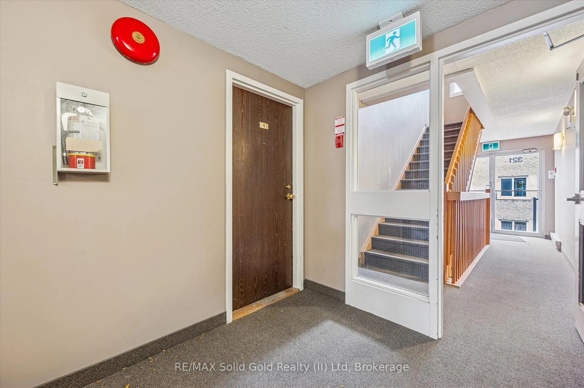Photo 5 of Unit 6, 321 Northlake Drive, Waterloo — HOMEH