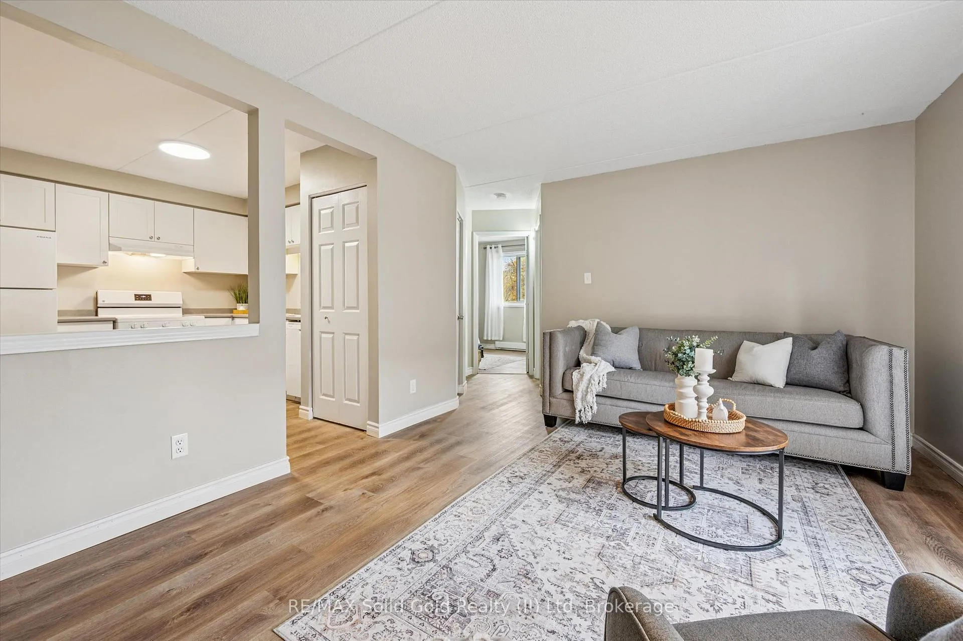 Photo 12 of Unit 6, 321 Northlake Drive, Waterloo — HOMEH