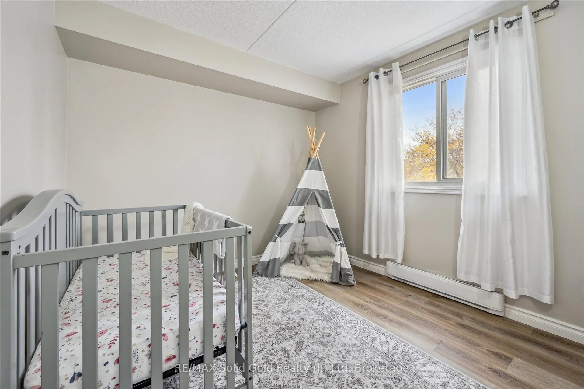 Photo 13 of Unit 6, 321 Northlake Drive, Waterloo — HOMEH