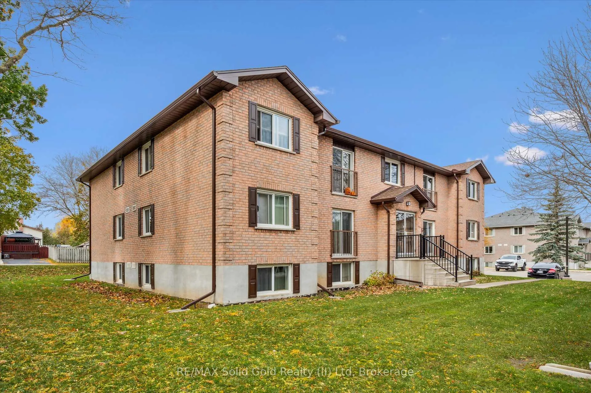 Photo 23 of Unit 6, 321 Northlake Drive, Waterloo — HOMEH