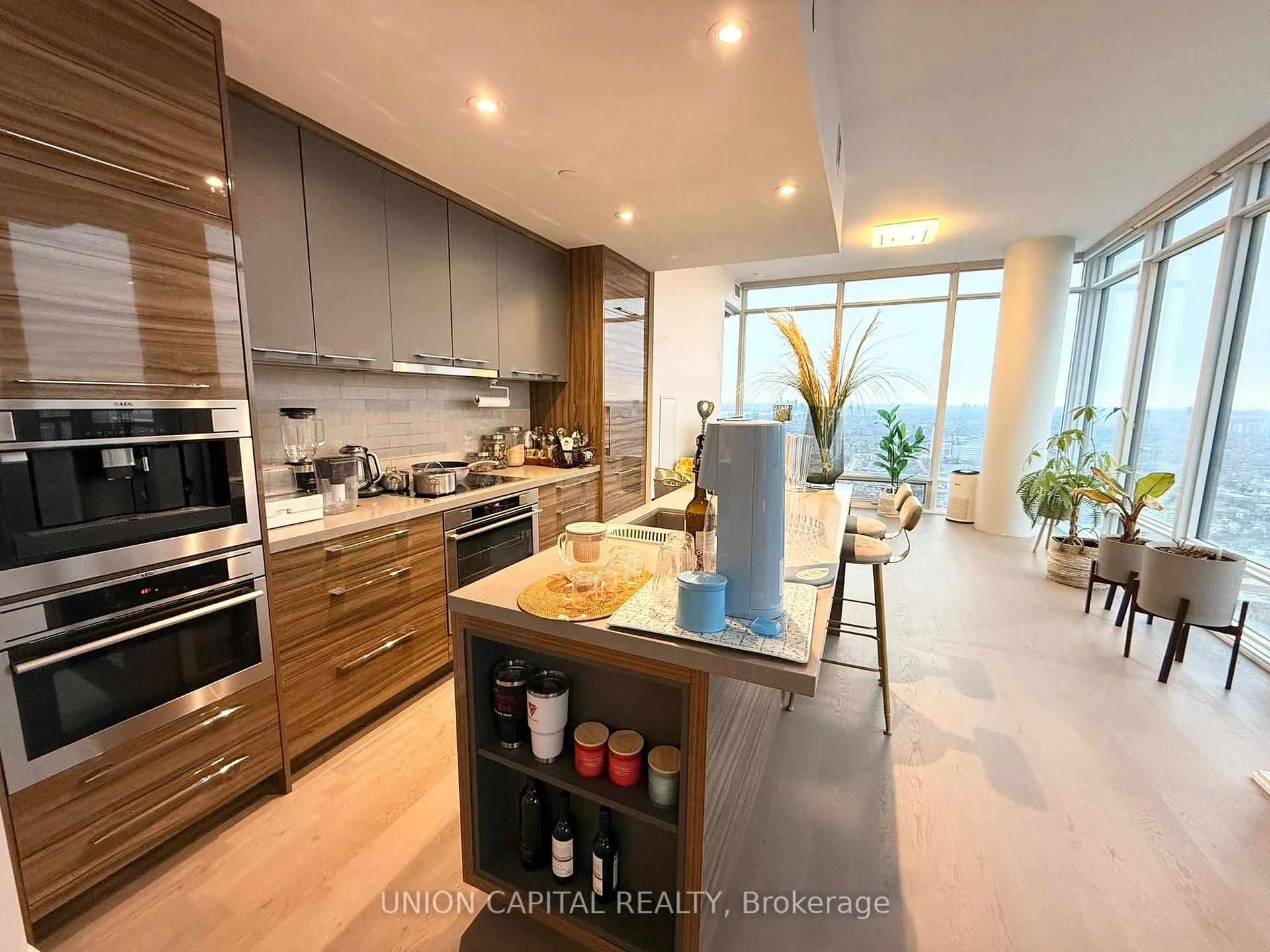 Photo 17 of Unit 3516, 488 University Avenue, Toronto, Kensington-Chinatown — HOMEH