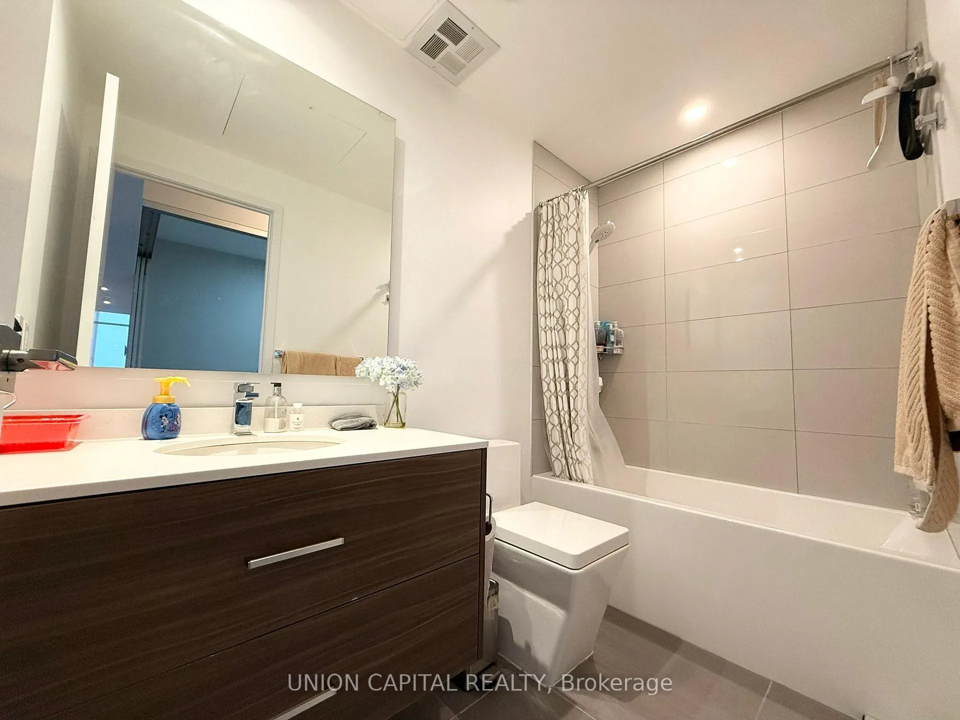 Photo 29 of Unit 3516, 488 University Avenue, Toronto, Kensington-Chinatown — HOMEH