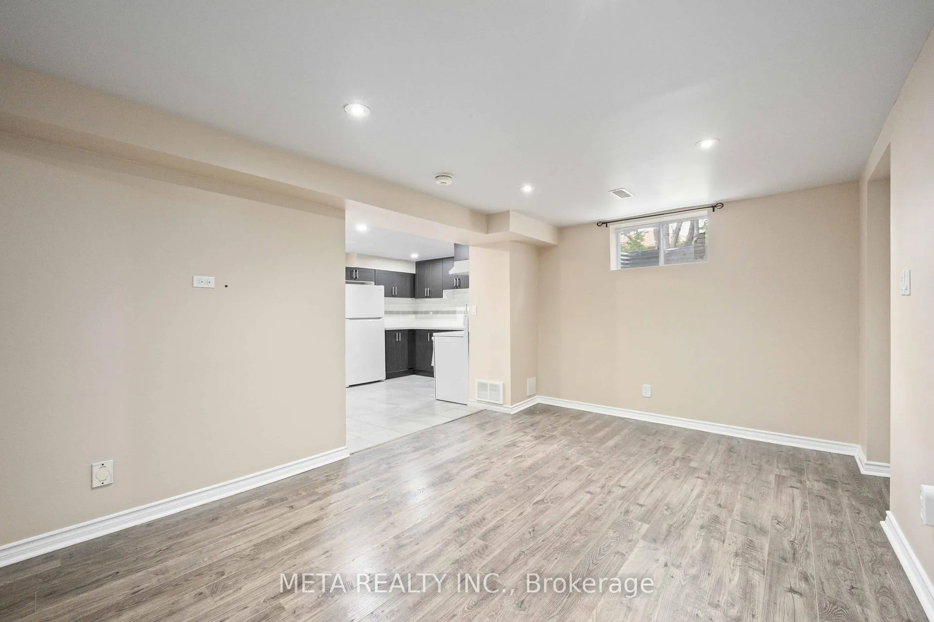 Photo 6 of Unit (Bsmt), 220 Bassett Boulevard, Whitby, Pringle Creek — HOMEH