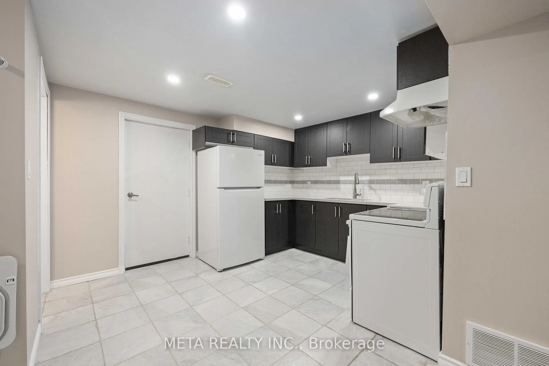 Photo 16 of Unit (Bsmt), 220 Bassett Boulevard, Whitby, Pringle Creek — HOMEH