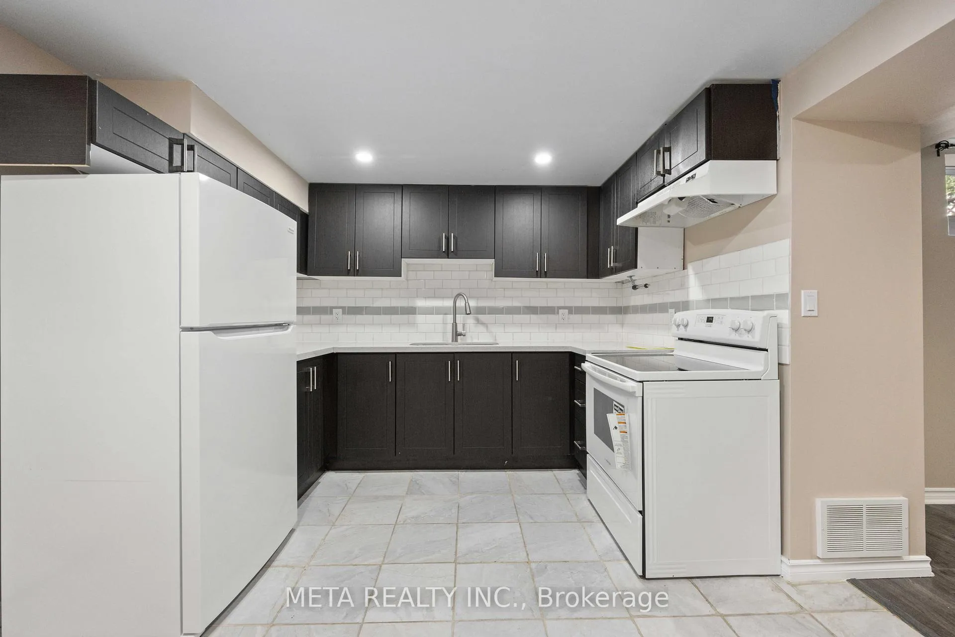 Photo 18 of Unit (Bsmt), 220 Bassett Boulevard, Whitby, Pringle Creek — HOMEH