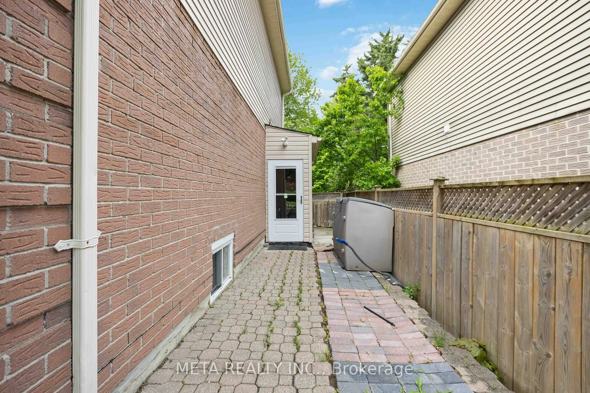 Photo 28 of Unit (Bsmt), 220 Bassett Boulevard, Whitby, Pringle Creek — HOMEH