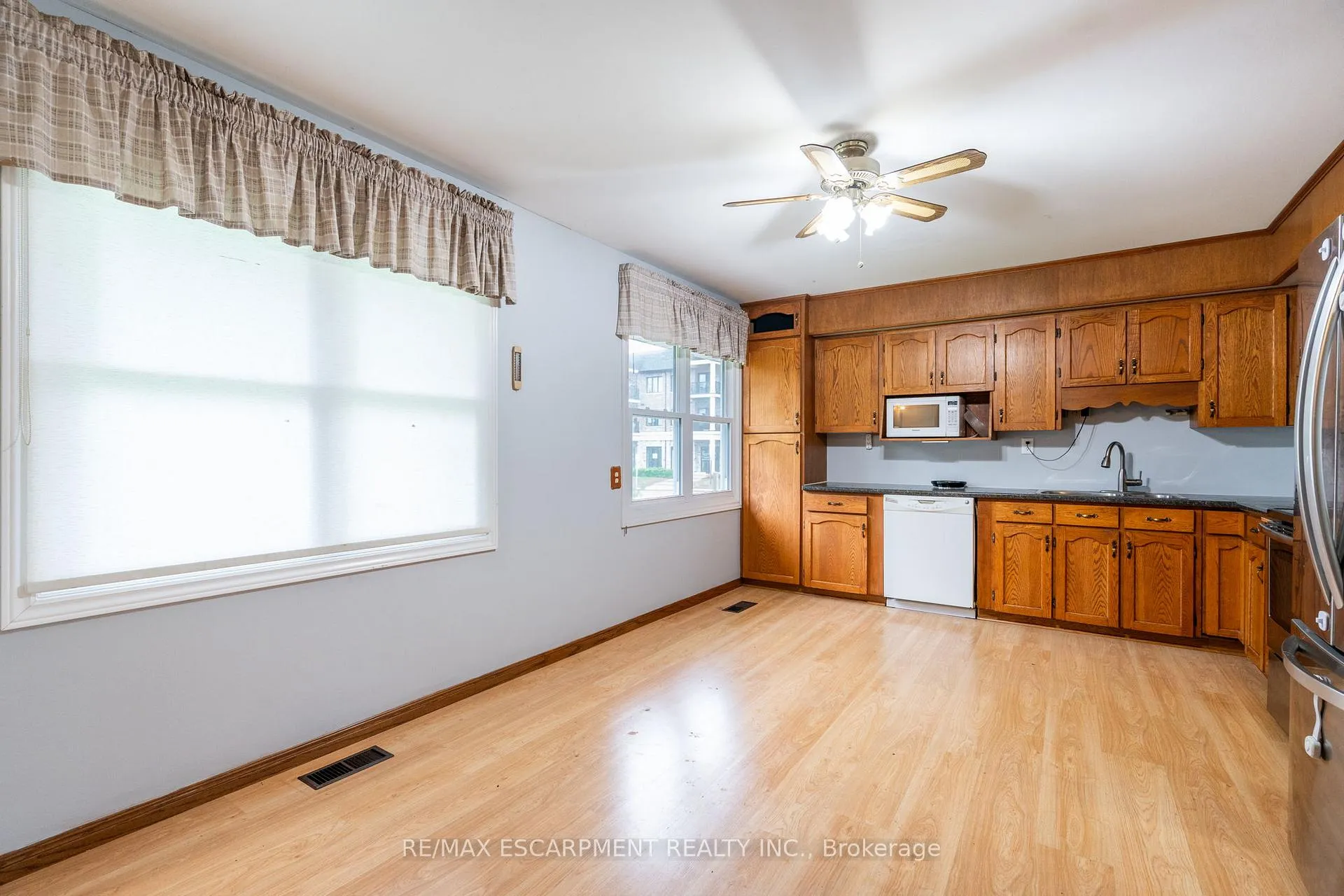 Photo 12 of 2583 Binbrook Road, Hamilton, Binbrook — HOMEH