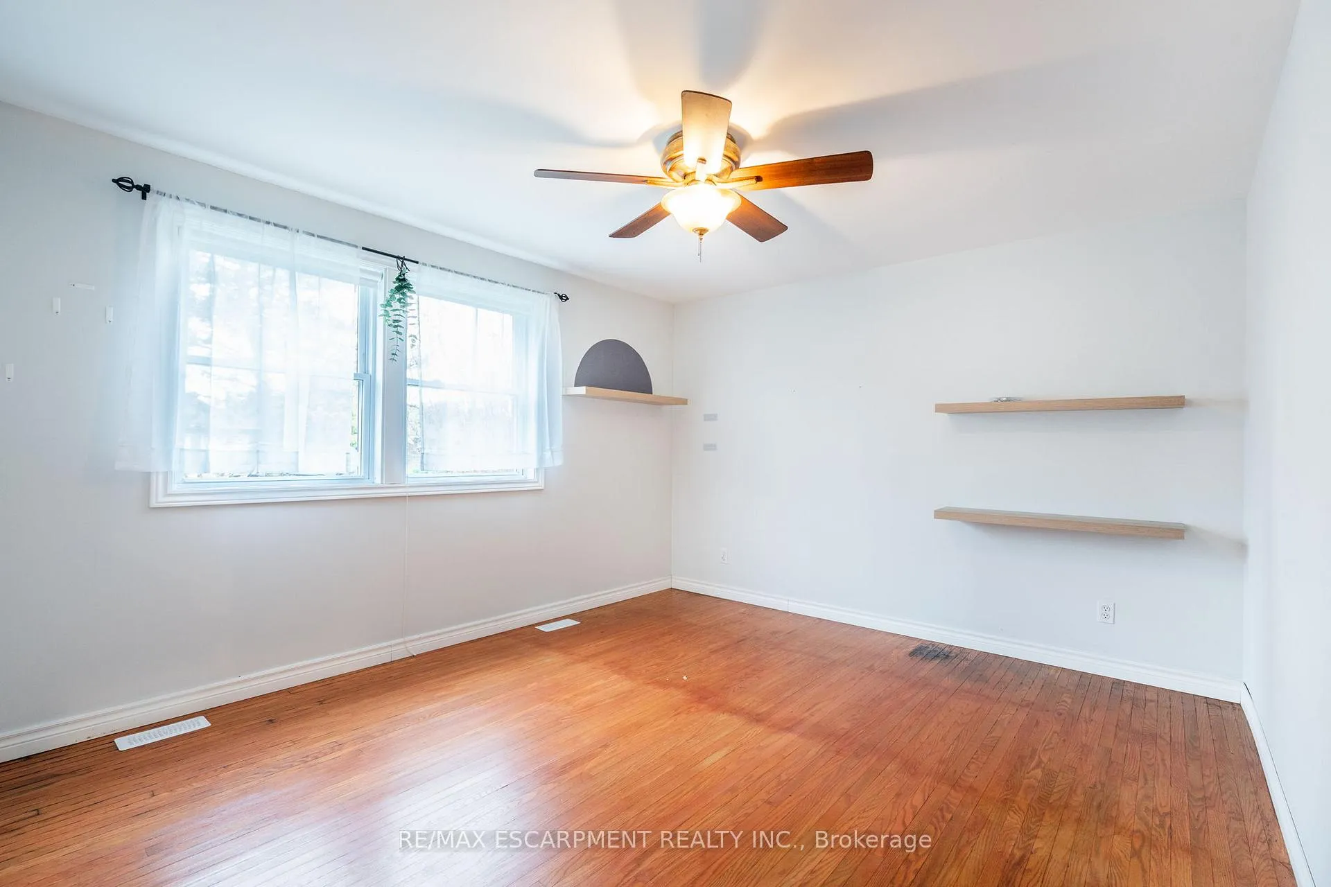 Photo 22 of 2583 Binbrook Road, Hamilton, Binbrook — HOMEH