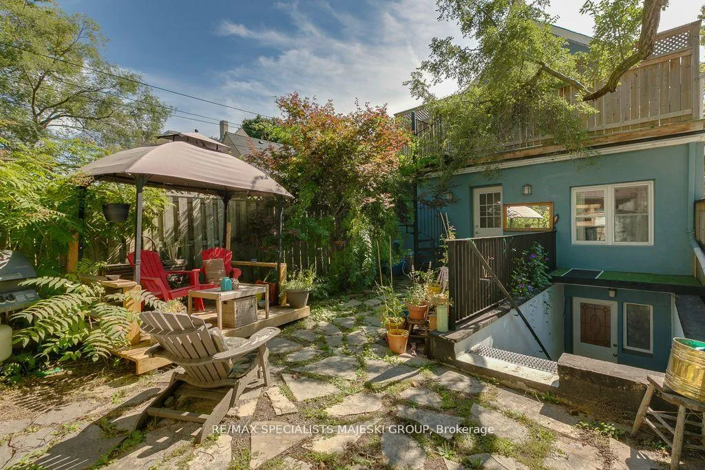 Photo 12 of Unit Bsmnt, 14 Helena Avenue, Toronto, Wychwood — HOMEH