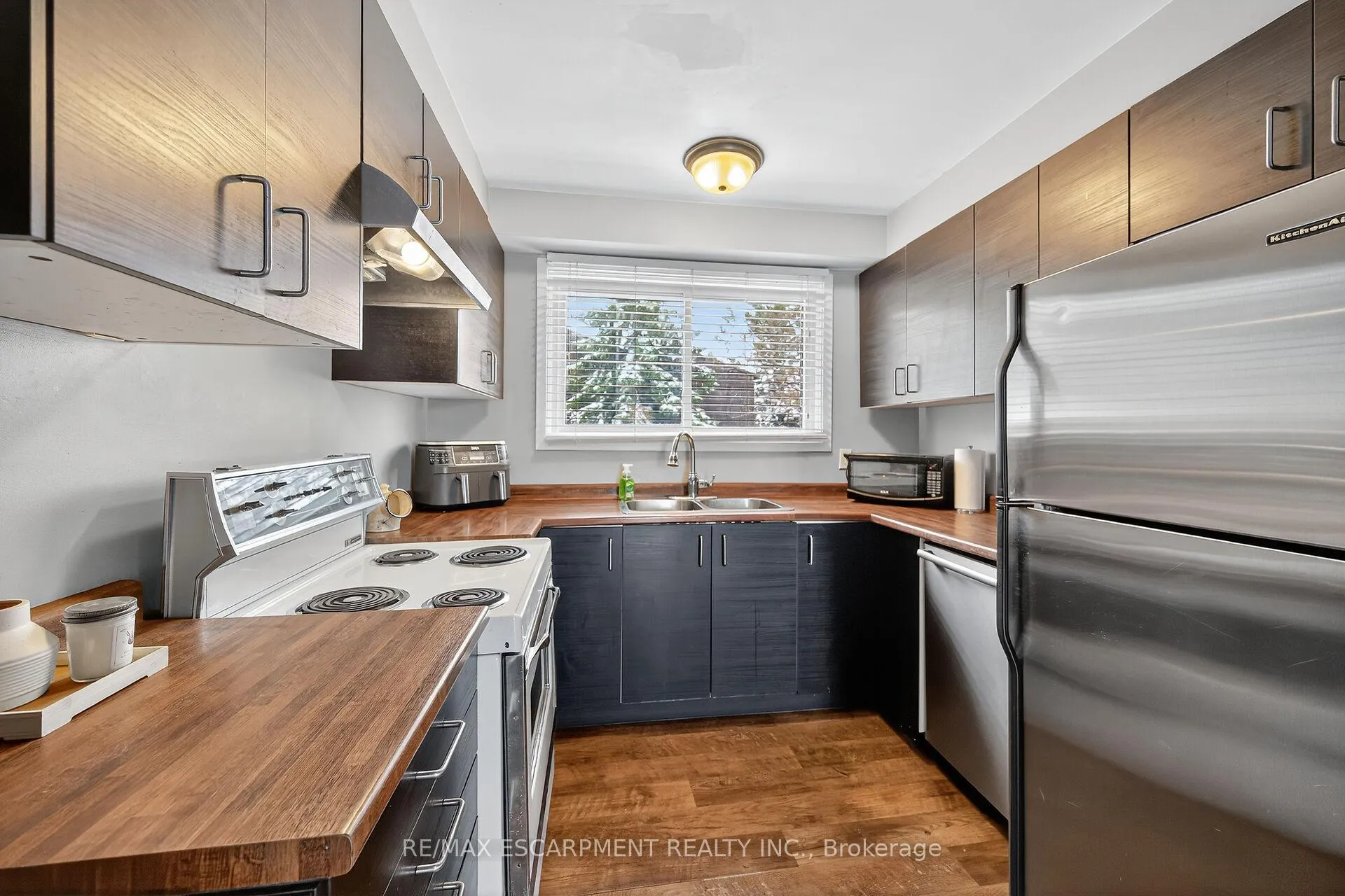 Photo 12 of Unit 26, 49 Peel Street, Haldimand — HOMEH