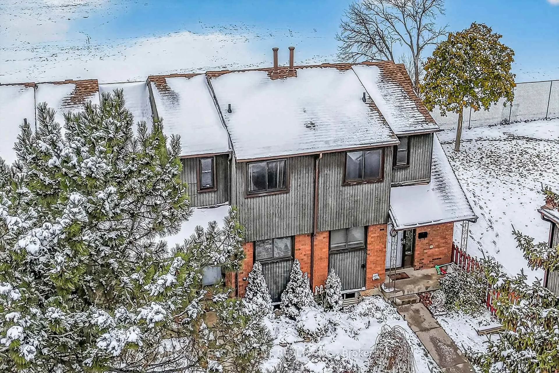 Photo 35 of Unit 26, 49 Peel Street, Haldimand — HOMEH