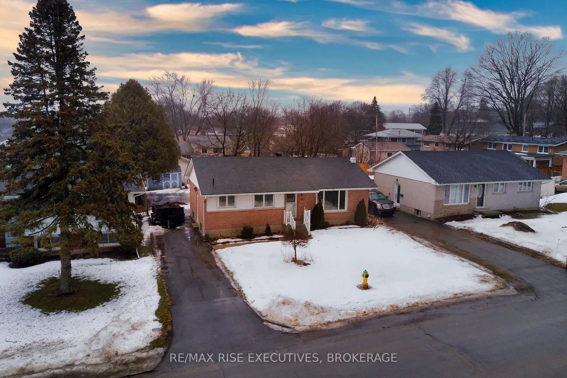 Photo 1 of Unit 2, 86 Morenz Crescent, Kingston, Rideau — HOMEH