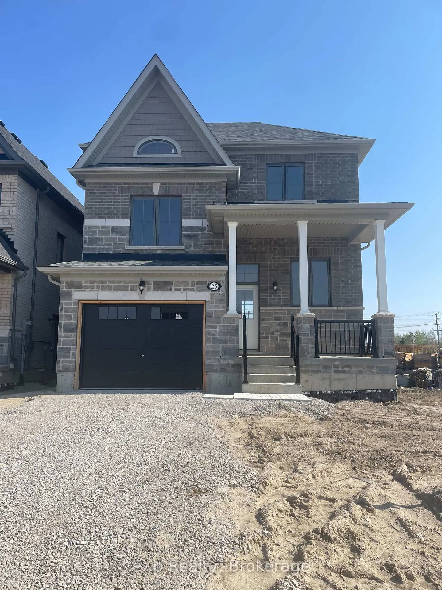 Photo 1 of 25 Fenn Crescent, New Tecumseth, Rural New Tecumseth — HOMEH