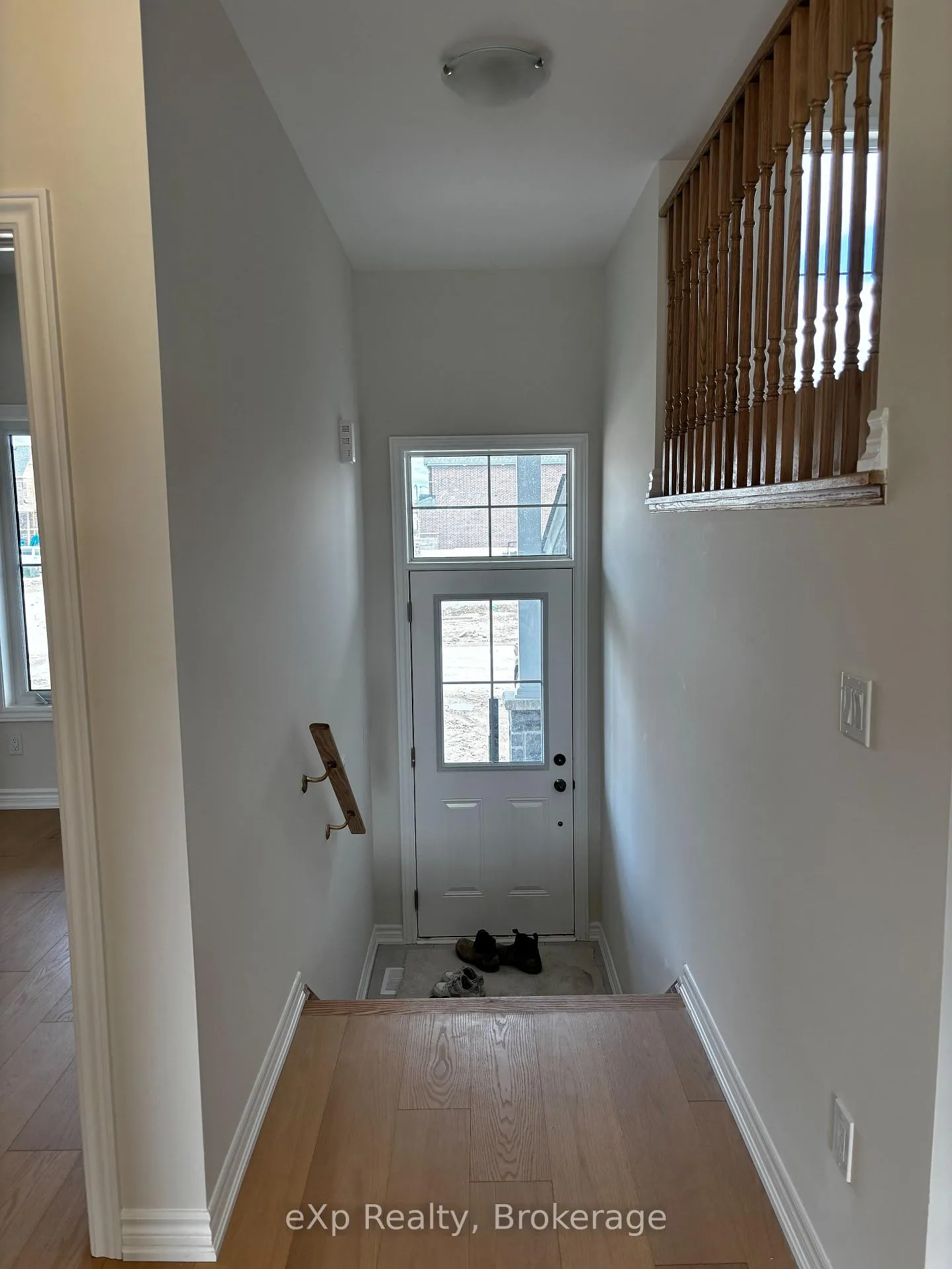 Photo 2 of 25 Fenn Crescent, New Tecumseth, Rural New Tecumseth — HOMEH