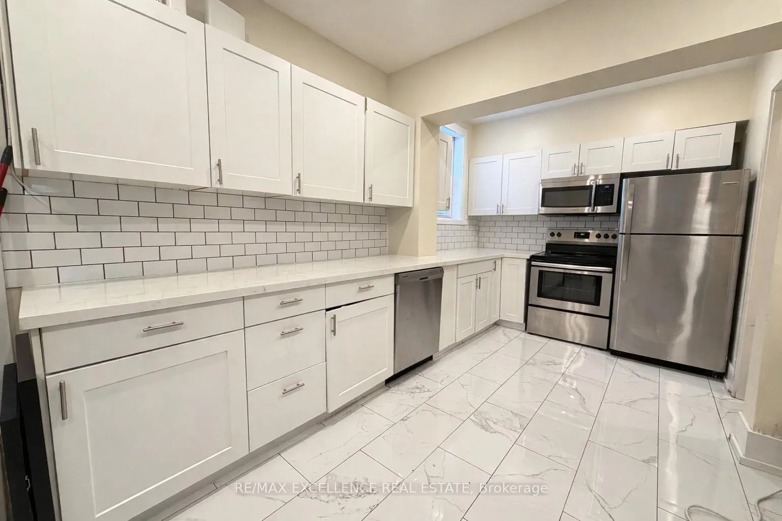 Photo 1 of 395 Aberdeen Avenue, Hamilton, Kirkendall — HOMEH