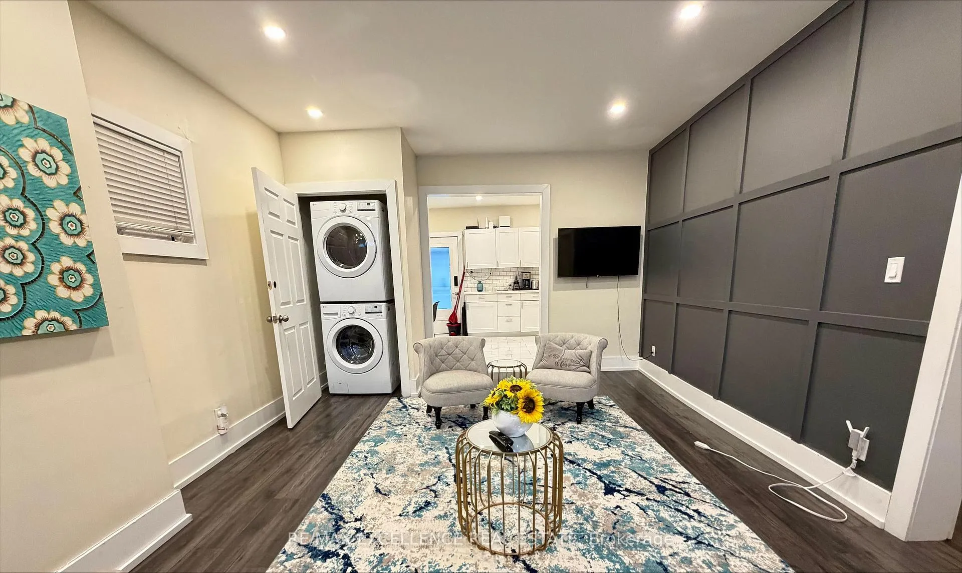 Photo 5 of 395 Aberdeen Avenue, Hamilton, Kirkendall — HOMEH