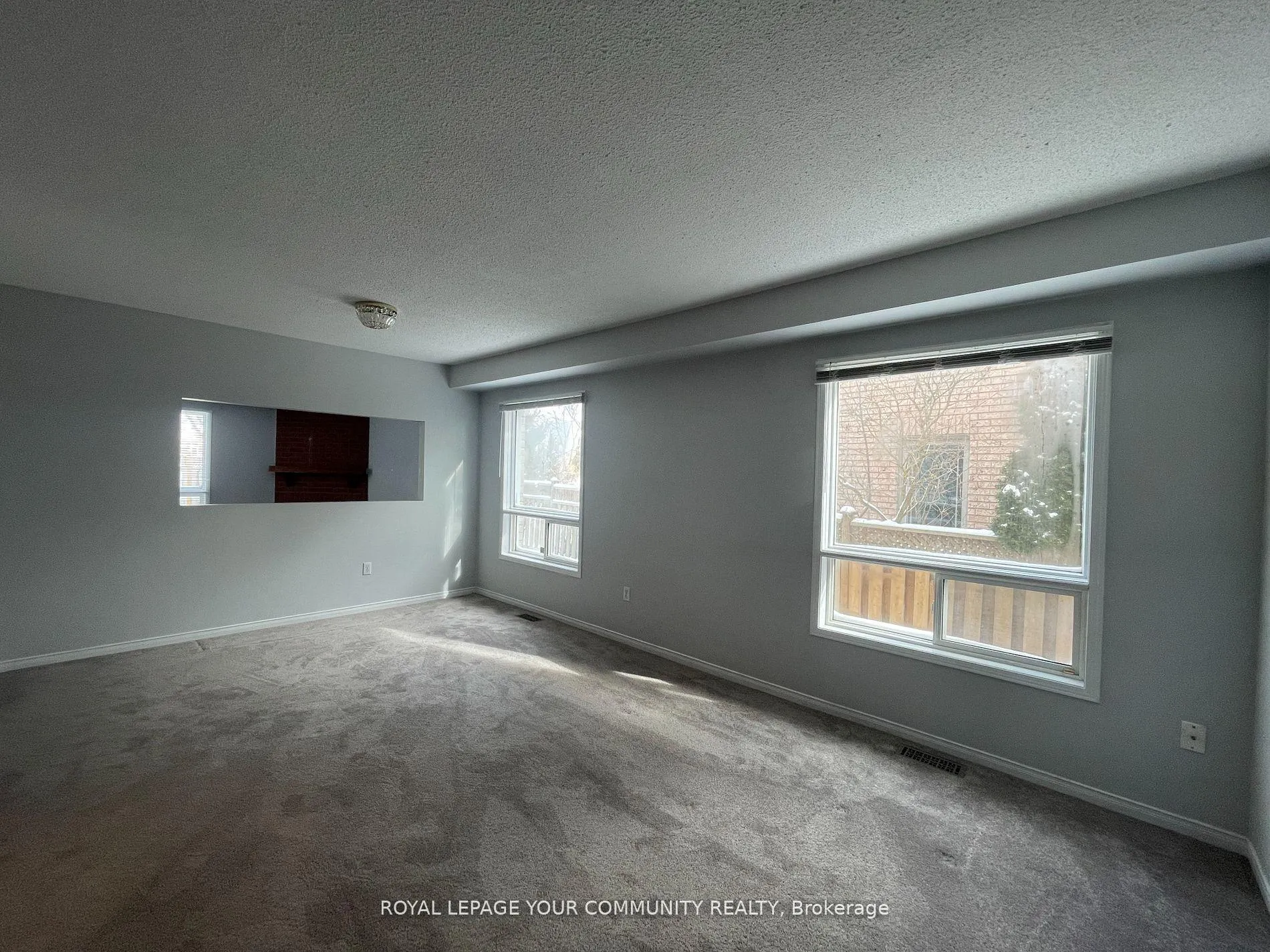 Photo 4 of 38 Ralph Court, Markham, Middlefield — HOMEH