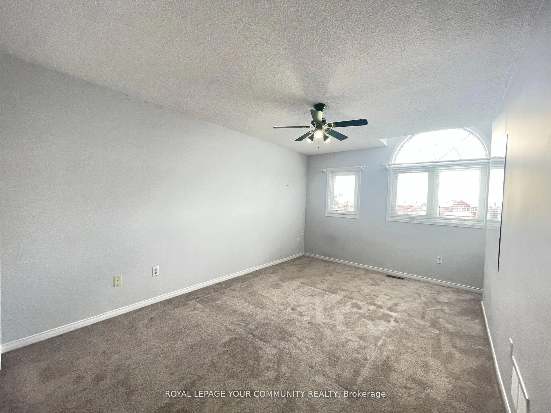 Photo 17 of 38 Ralph Court, Markham, Middlefield — HOMEH