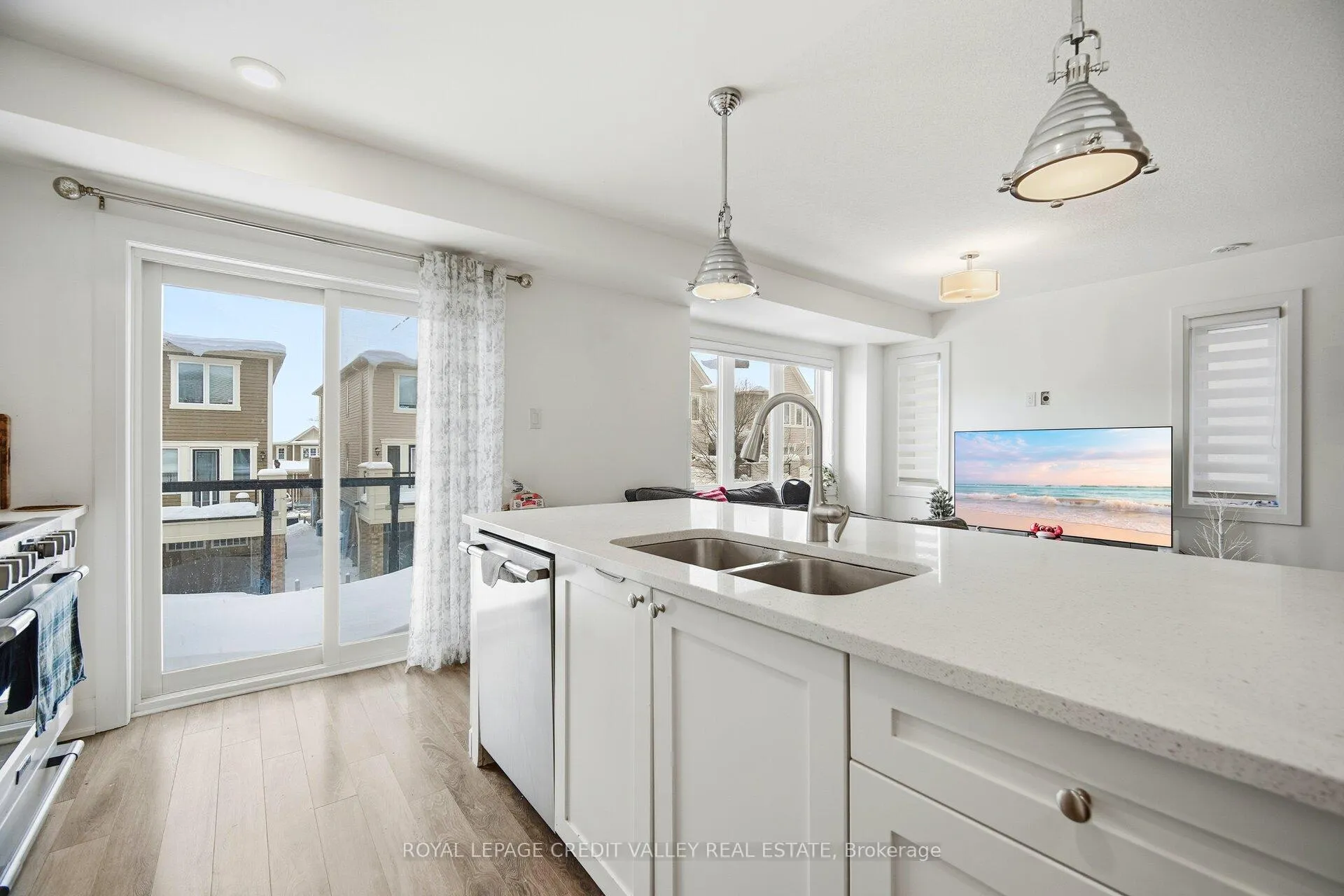 Photo 16 of 565 Goldenrod Lane, Kitchener, Rosenburg — HOMEH