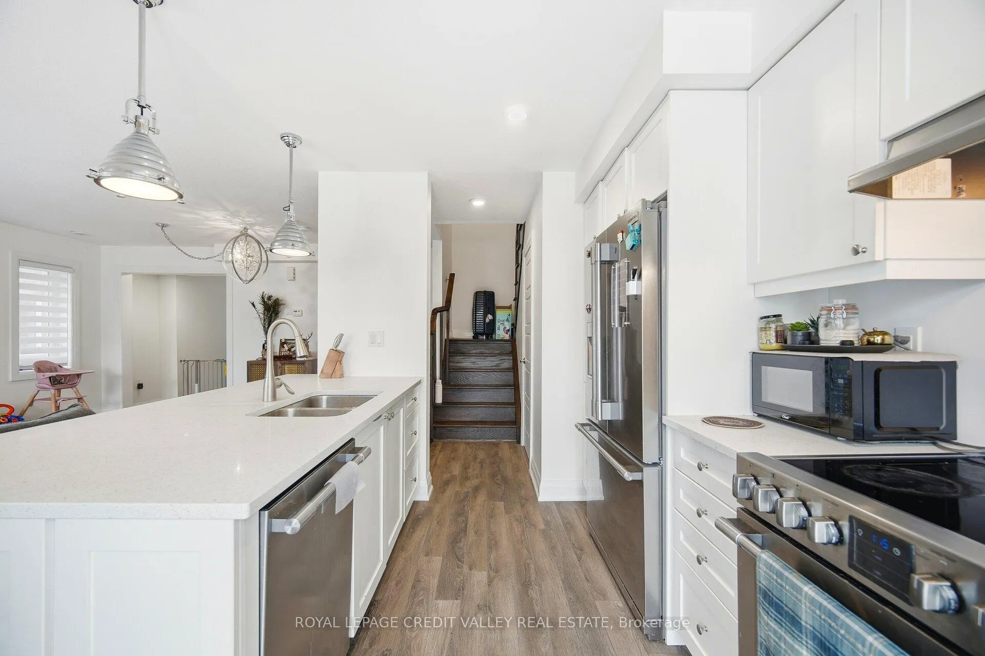 Photo 18 of 565 Goldenrod Lane, Kitchener, Rosenburg — HOMEH