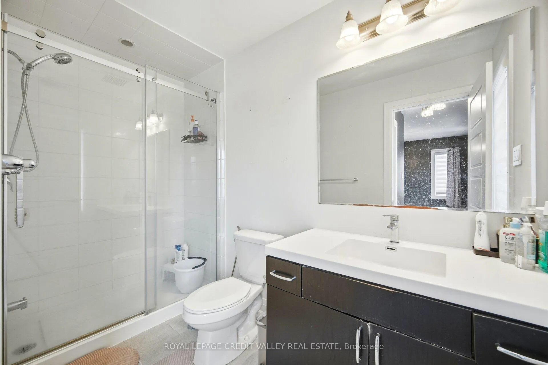 Photo 31 of 565 Goldenrod Lane, Kitchener, Rosenburg — HOMEH
