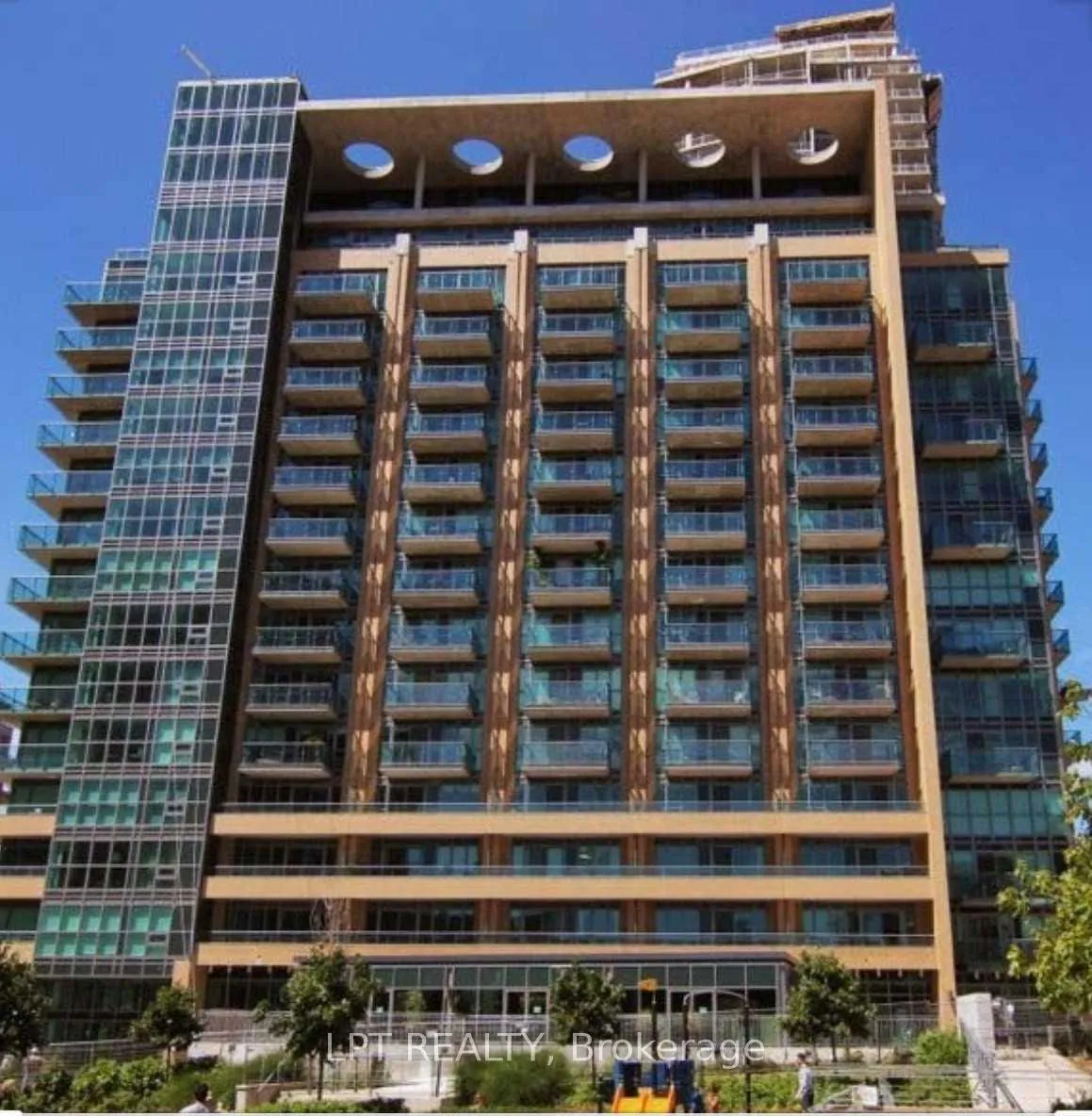 Photo 2 of Unit 1213, 69 Lynn Willians Street, Toronto, Niagara — HOMEH