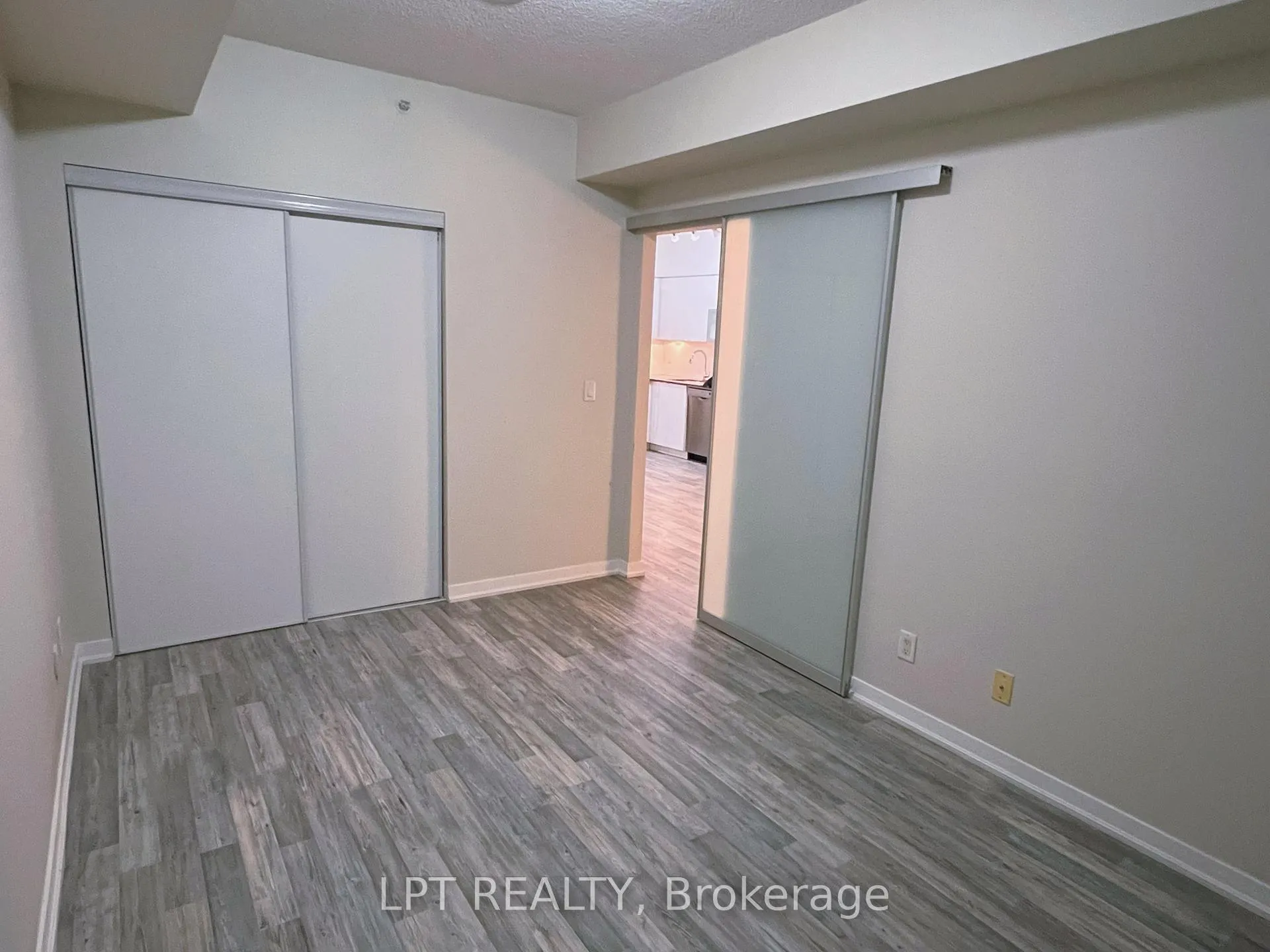 Photo 9 of Unit 1213, 69 Lynn Willians Street, Toronto, Niagara — HOMEH